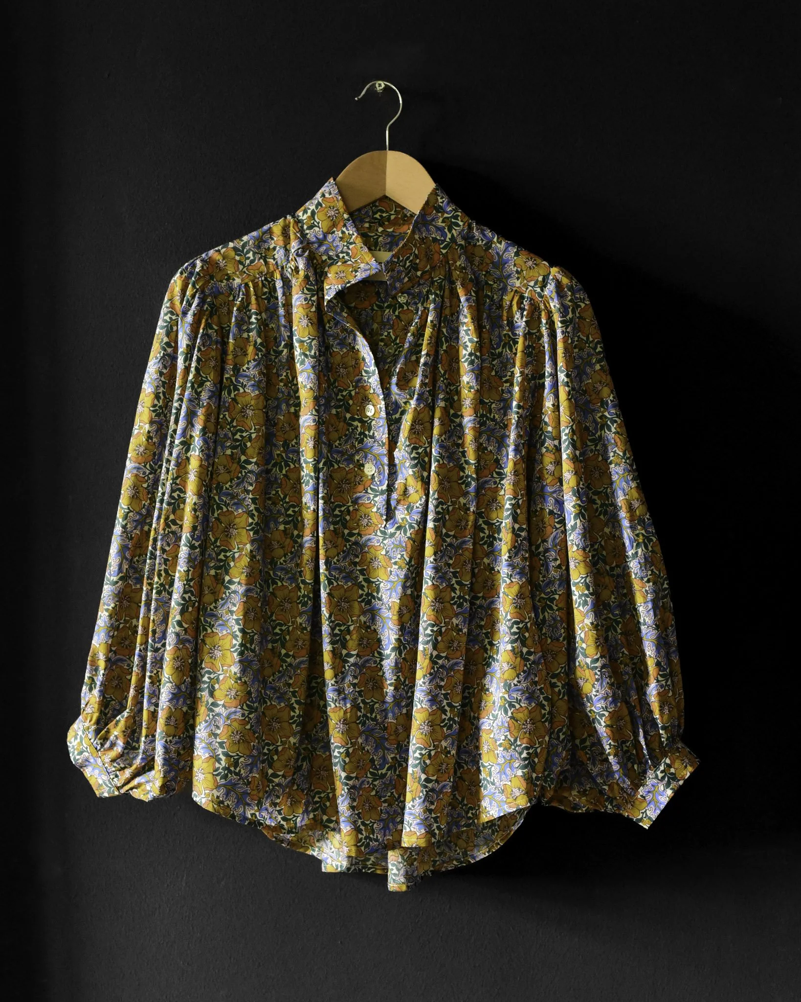Toledo High Collar