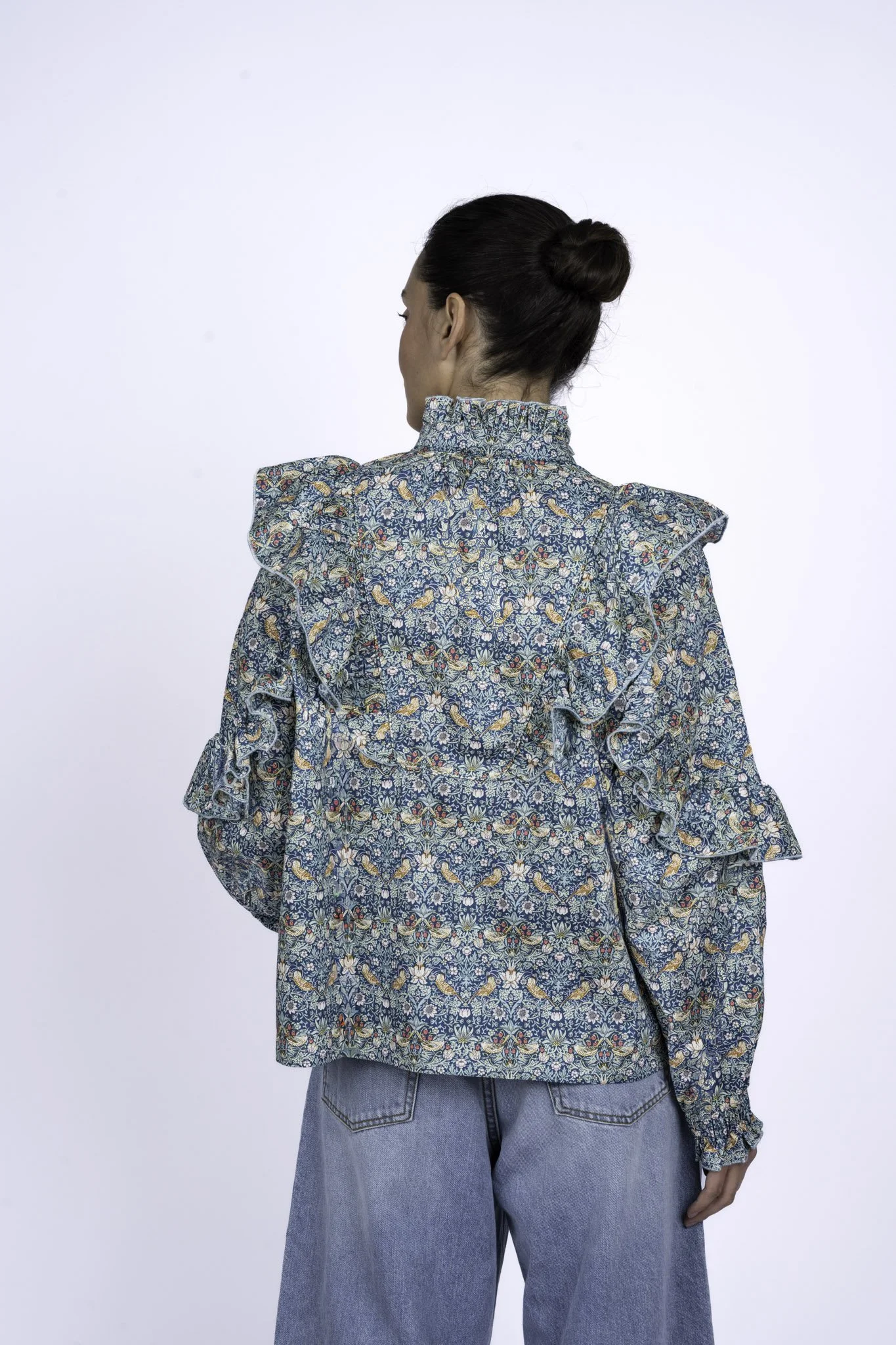 meena_project_ronda_blusen_green_1.jpg