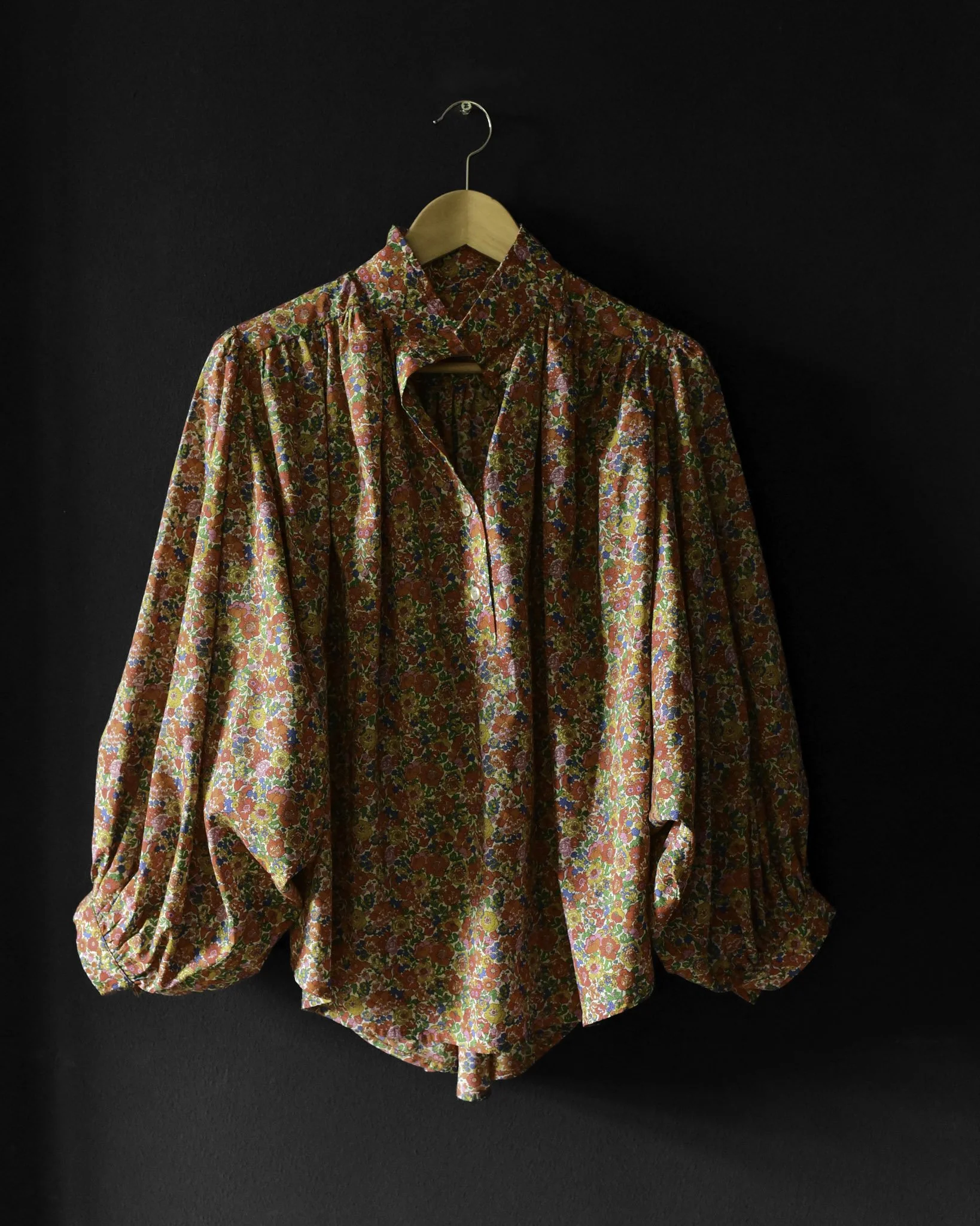 Toledo High Collar