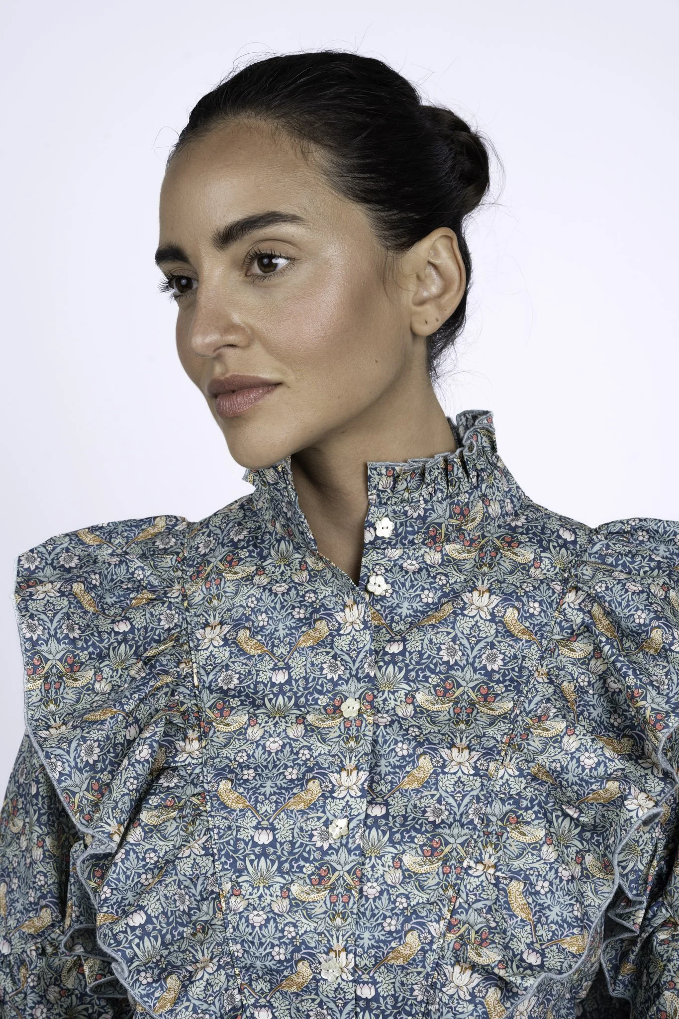 meena_project_ronda_blusen_green_2.jpg