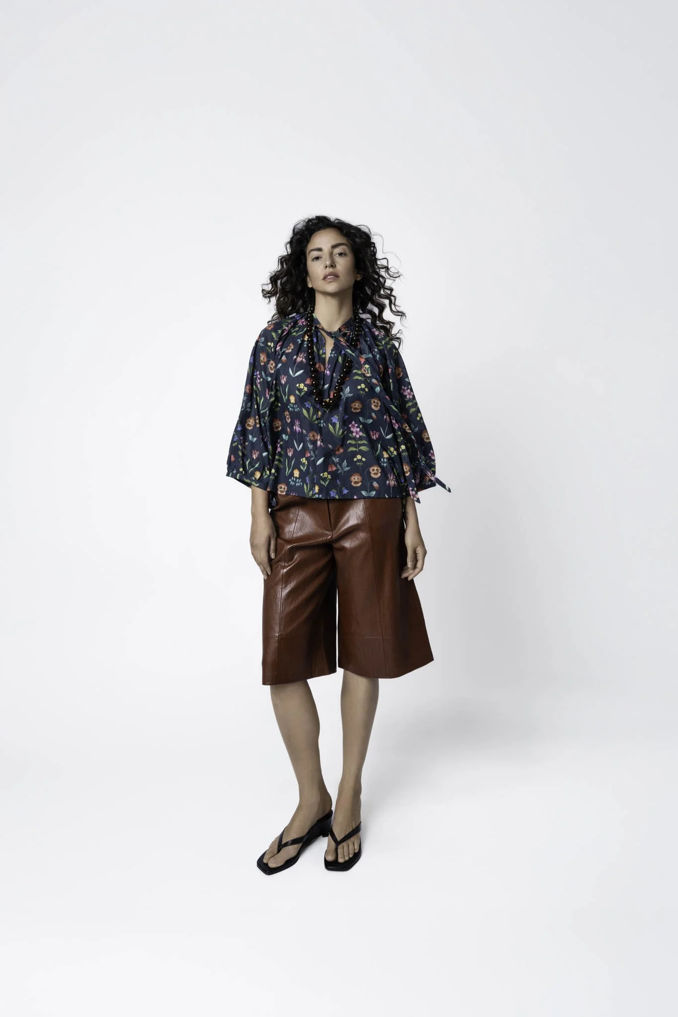 meena_project_matha_blouse_26_tie_dark_blue_1.jpg