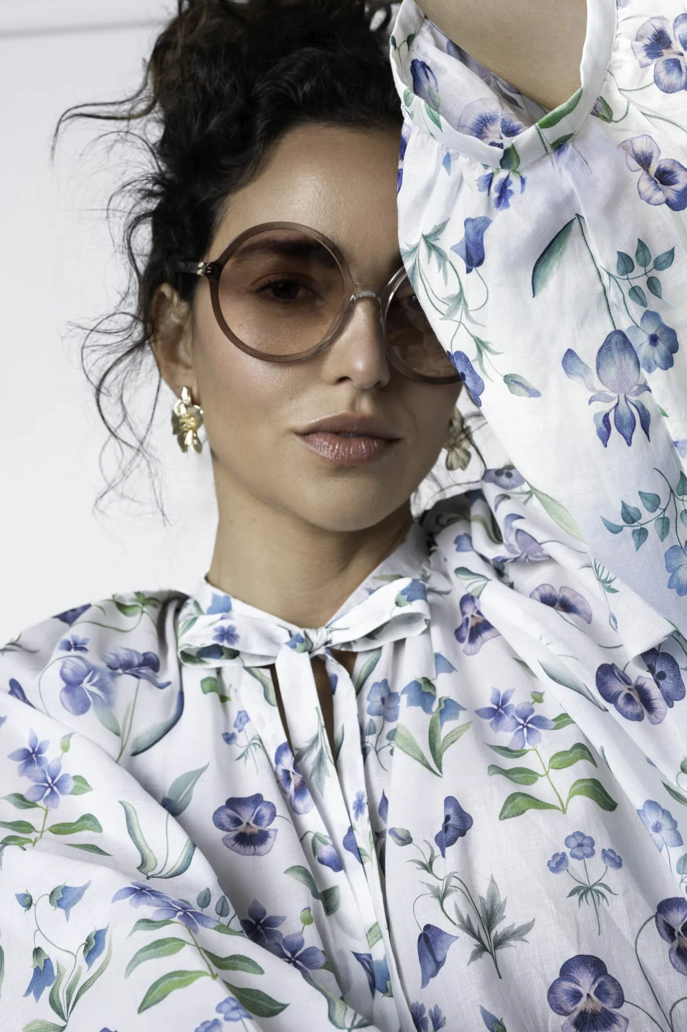 meena_project_matha_blouse_26_tie_light_blue_1.jpg
