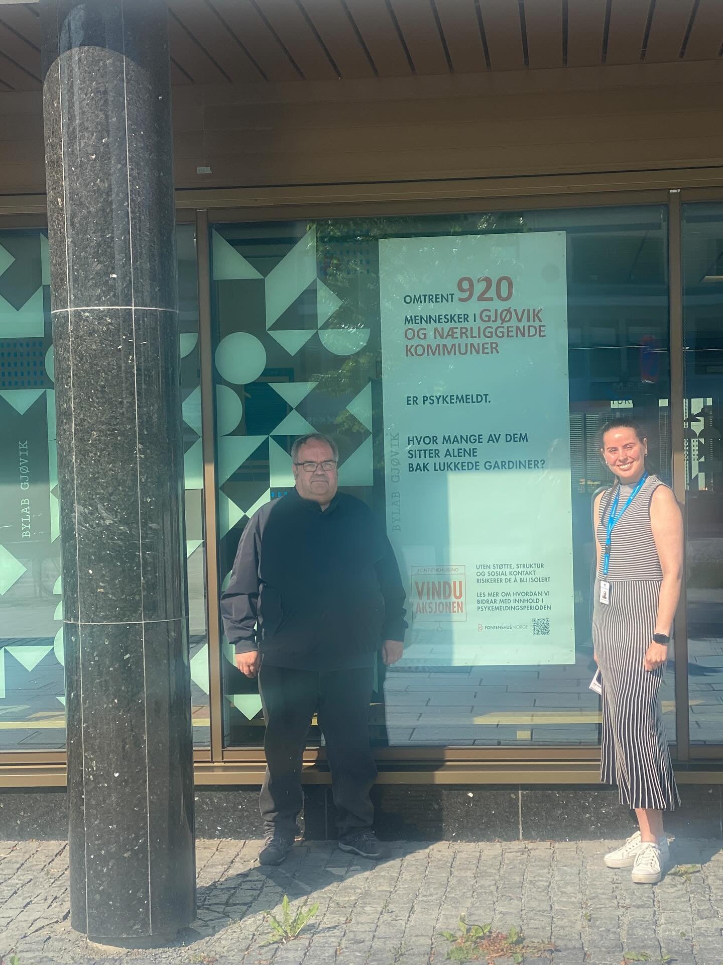 Gj&oslash;vik kommune er med oss p&aring; Vinduaksjonen 2025!

Isolasjon og ensomhet kan starte med sykemeldingen som skulle gj&oslash;re deg friskere.
🫥
Mange har lite konstruktivt &aring; fylle sykemeldingsperioden med. Du er borte fra jobb eller 