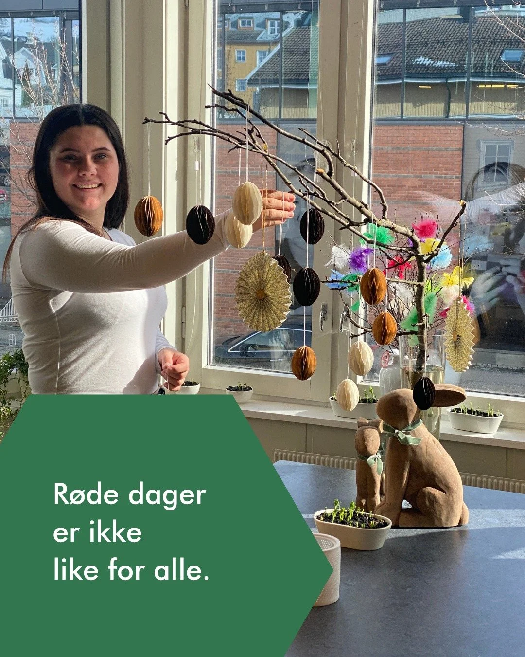 N&aring; er p&aring;sken her.🐥
Noen gleder seg til r&oslash;de dager.
Andre gruer seg litt.

N&aring;r man ikke har en jobb &aring; g&aring; til eller et sted &aring; m&oslash;te mennesker, kan dagene bli veldig like &ndash; og helligdager kan bli e