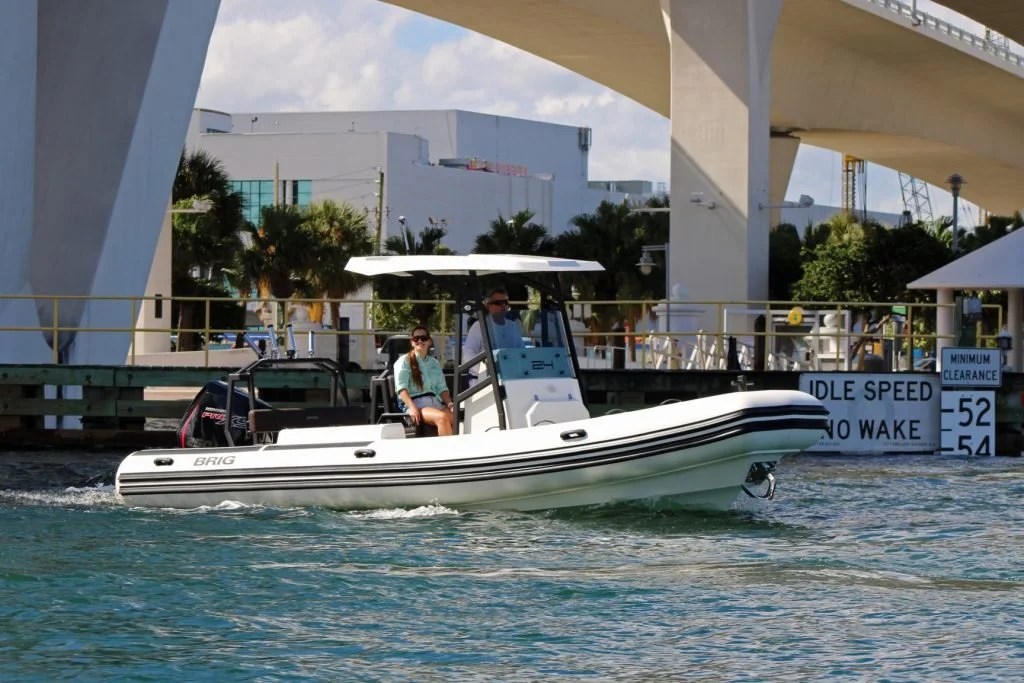 Navigator-24-on-water-5-1024x683.jpg