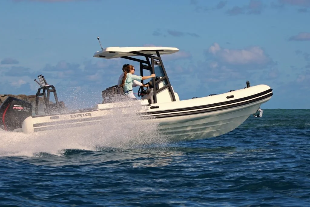 Navigator-24-on-water-2-1024x683.jpg