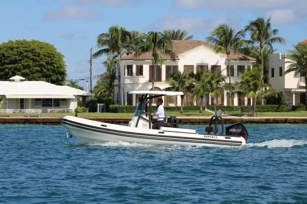 Navigator-24-on-water-3-1024x683.jpg