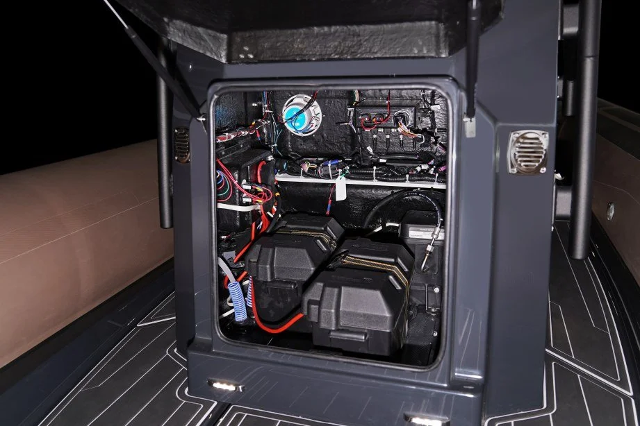 Brig-Navigator-26_interior-29.jpg