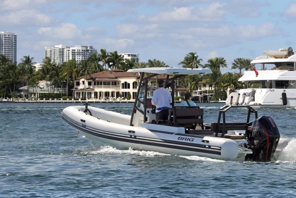 Navigator-24-on-water-6-1024x683.jpg