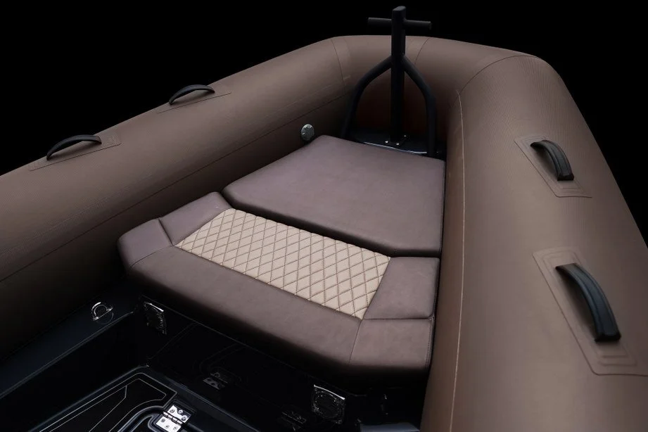 Brig-Navigator-26_interior-24.jpg