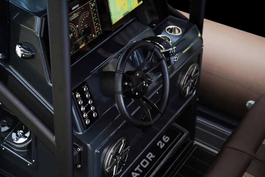 Brig-Navigator-26_interior-13.jpg