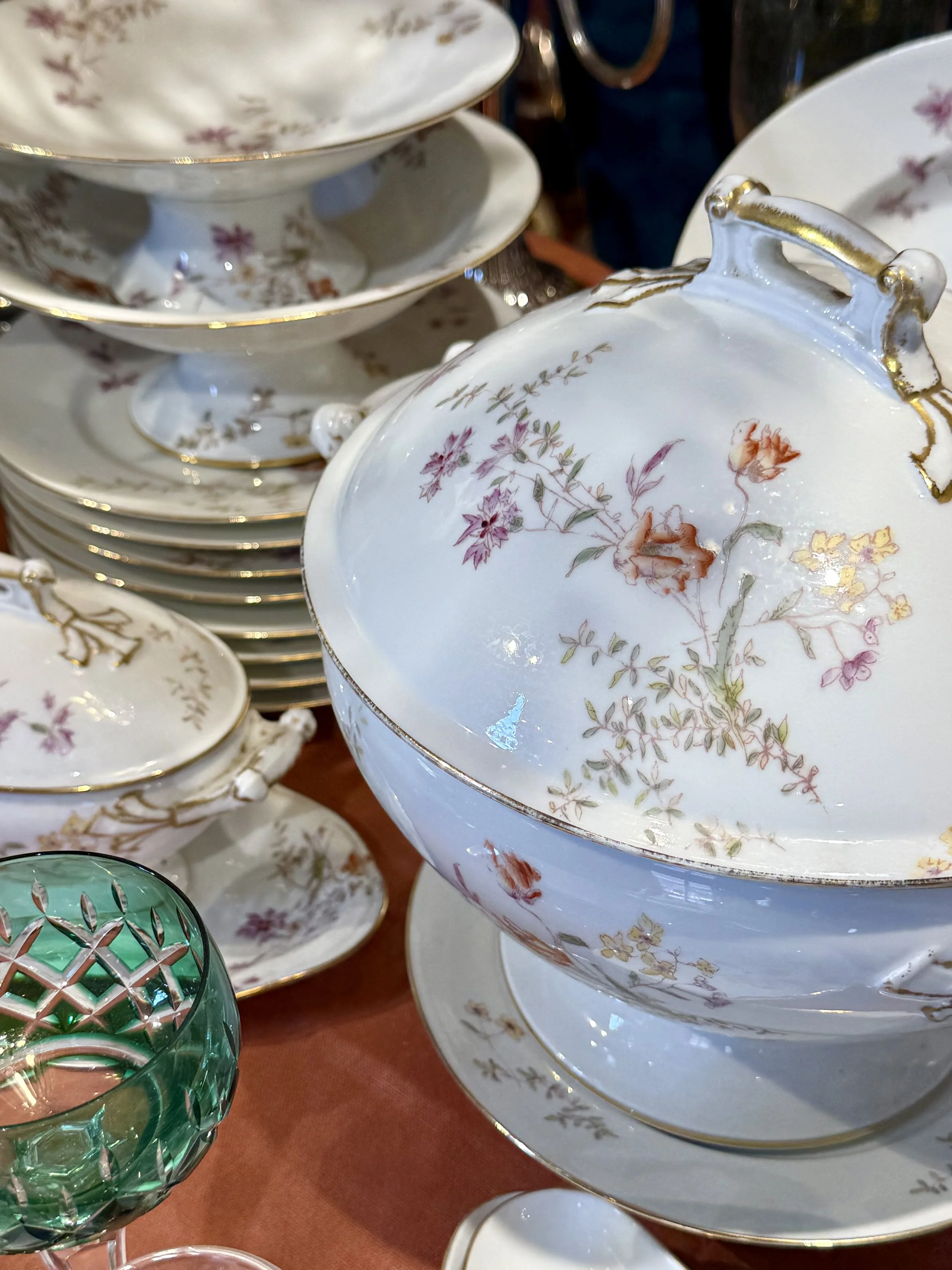 Service en porcelaine de Limoges, circa 1900