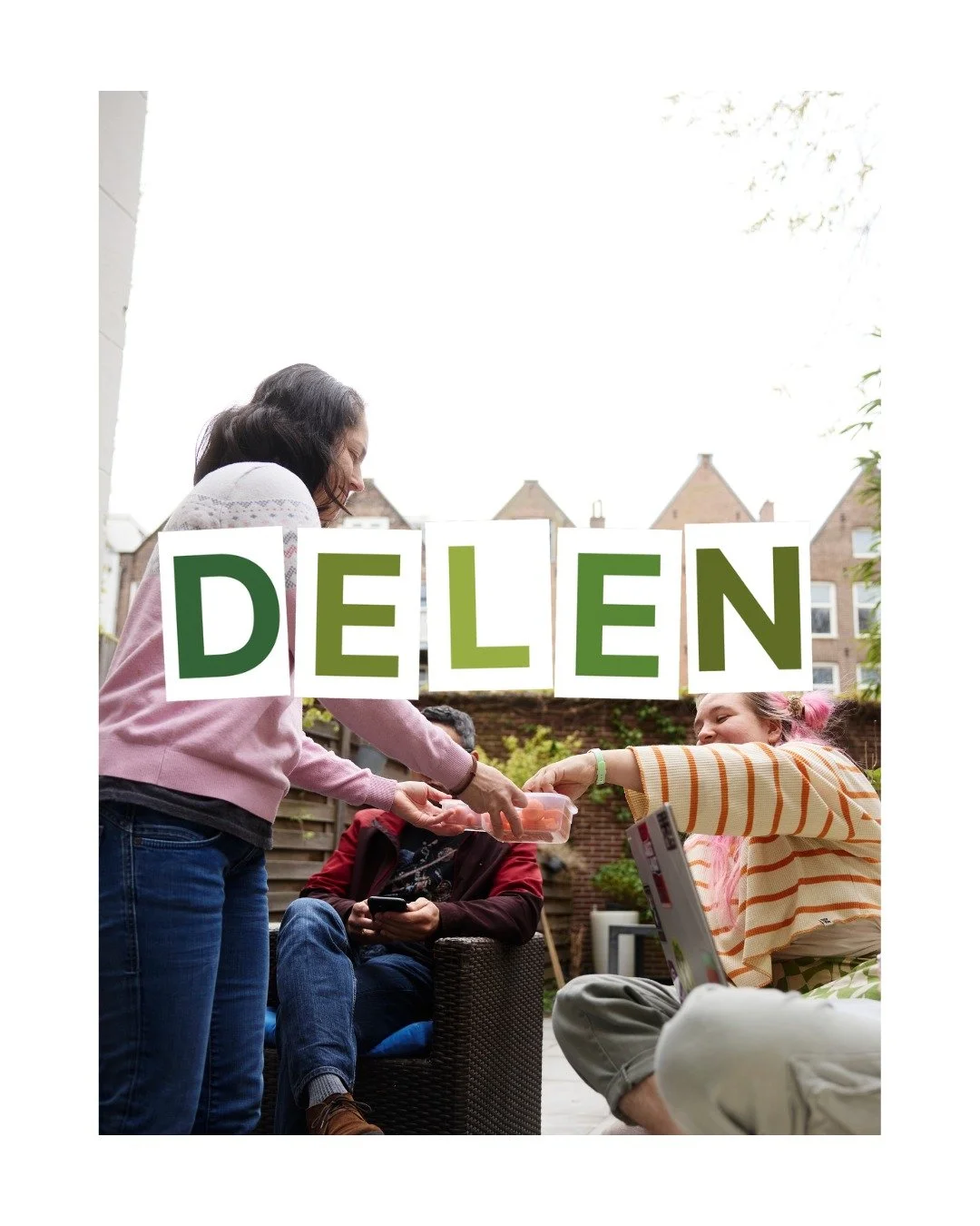 De Bonte Hulst gelooft in een toekomst waarin we met elkaar delen. We delen meer dan alleen een plek om te wonen, zo ook onze maaltijden 🥗

Neem een aandeel in ons delen en steun ons door obligaties te kopen. Je krijgt je geld terug, een beetje rent