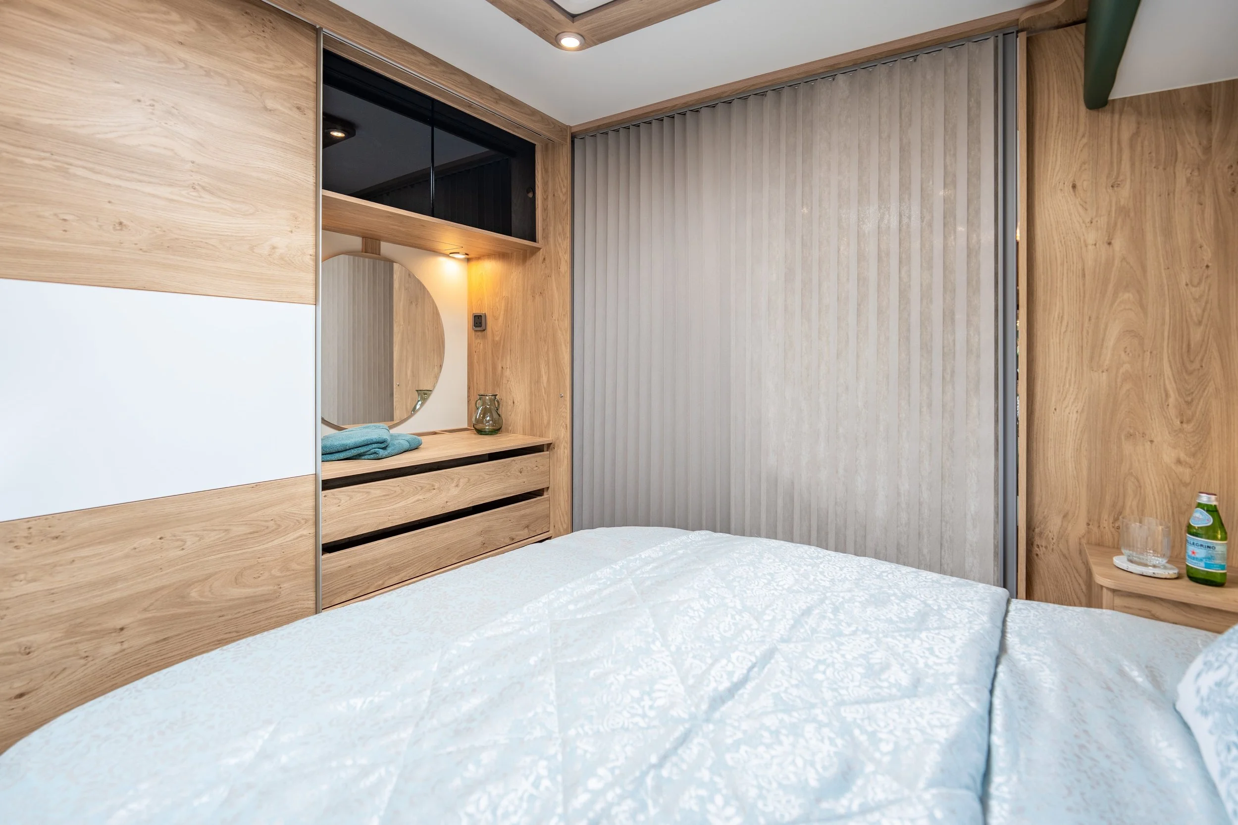 2025 INOS Caravan by Fifth Wheel_Bedroom_night.jpg