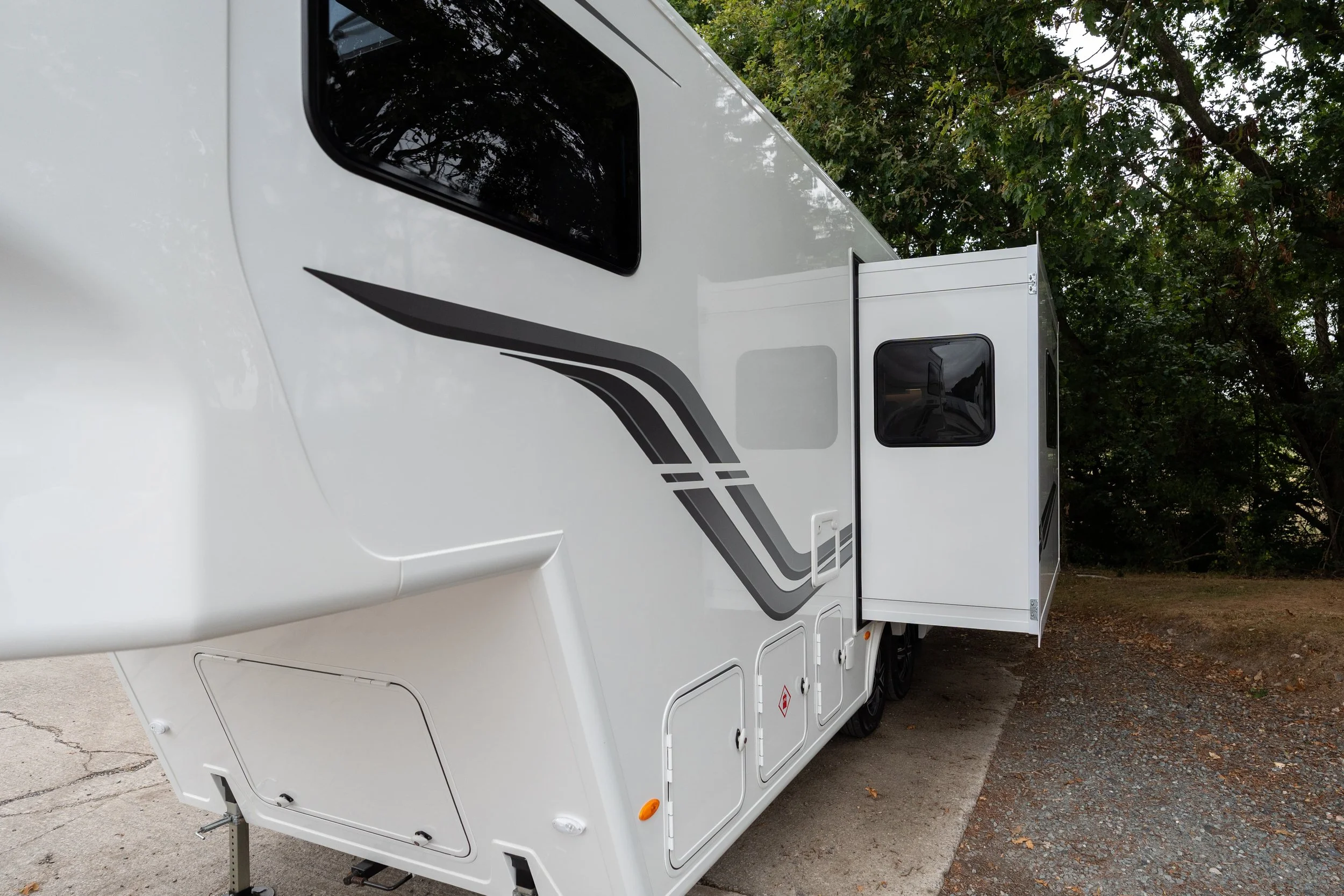 2026 Demo Celtic Rambler Outside-04.jpg