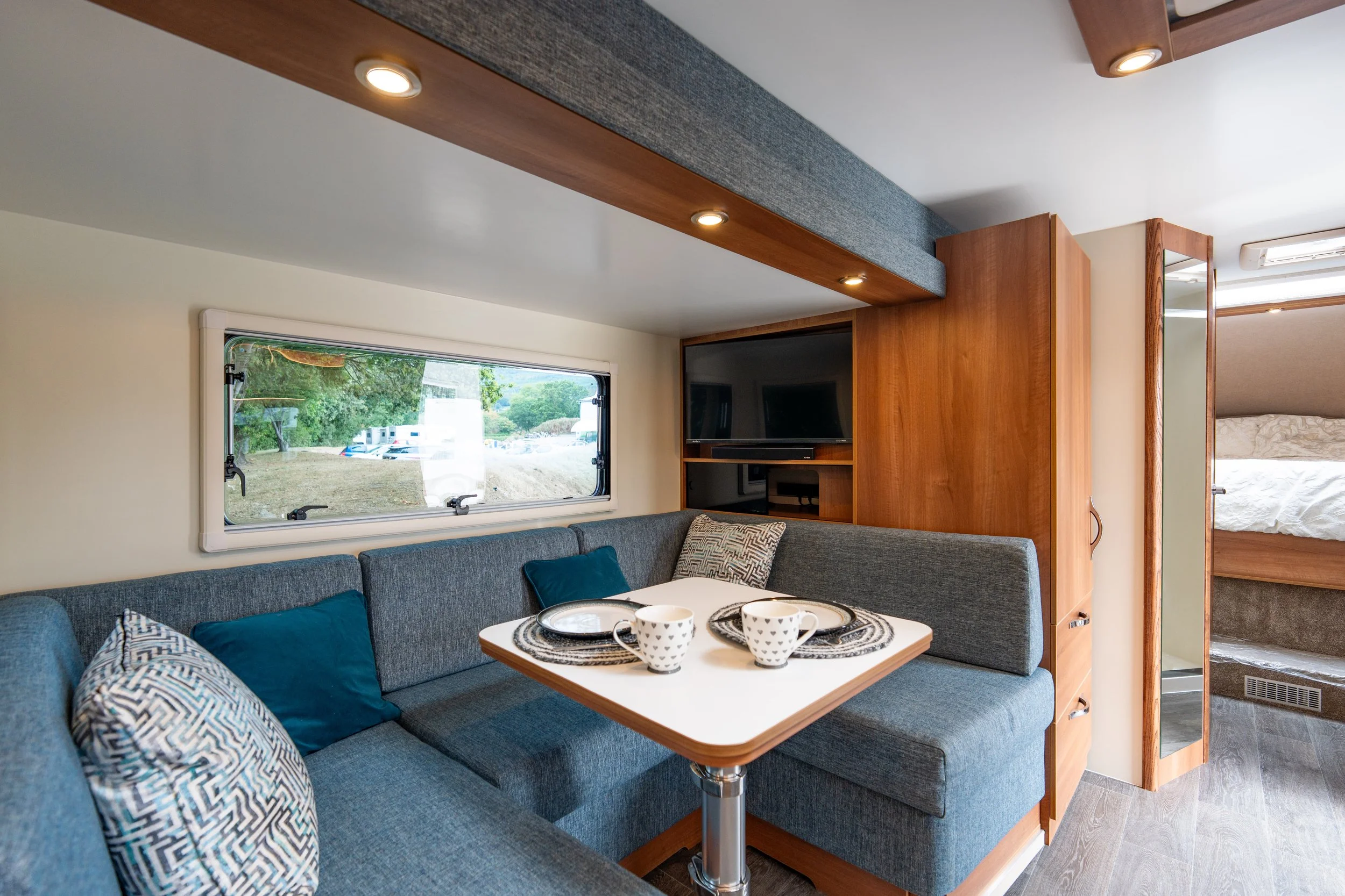 2026 Demo Dreamseeker Outside-11.jpg