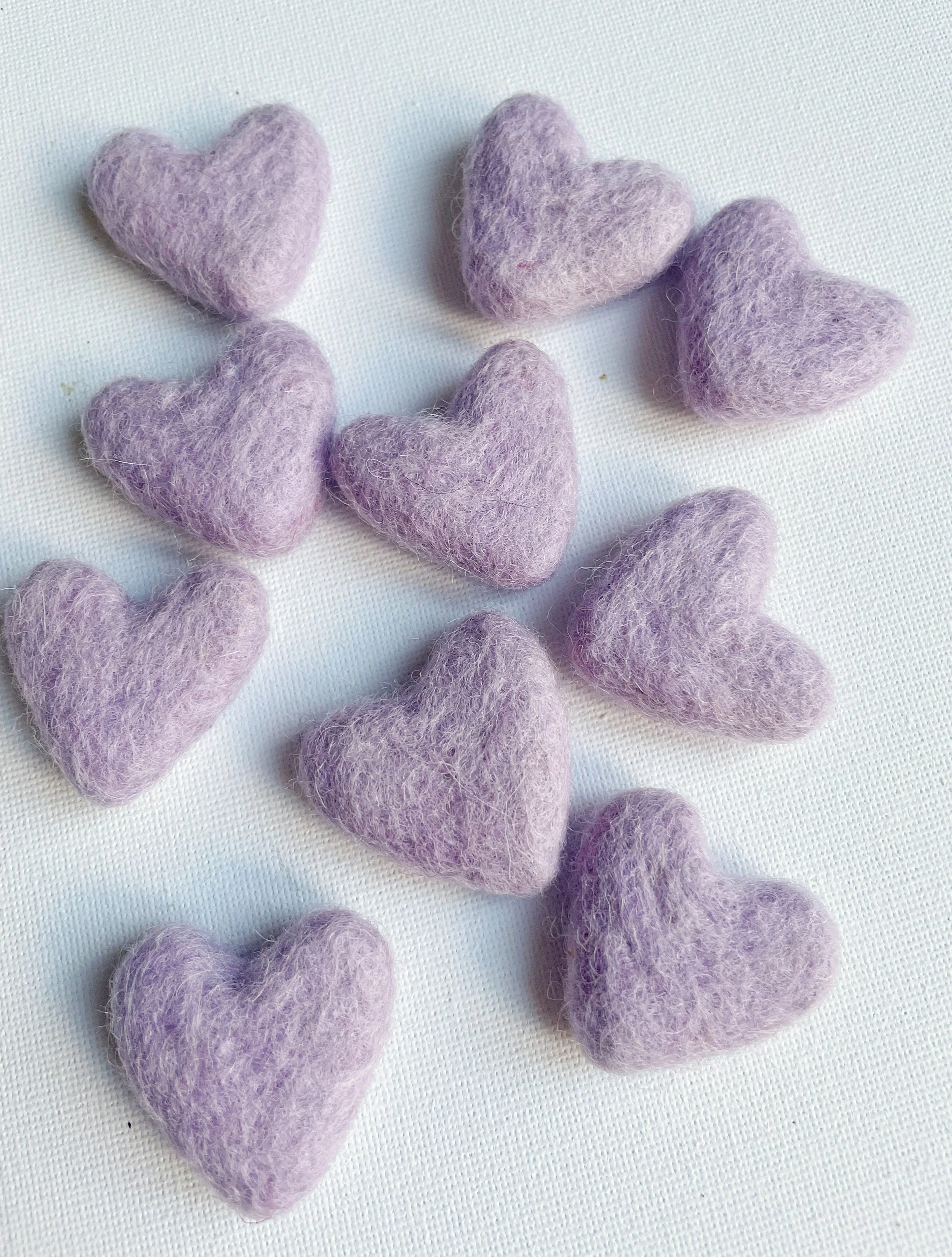 100% Wool Felt hearts- 2cm - Light Thistle Purple, 1 count
