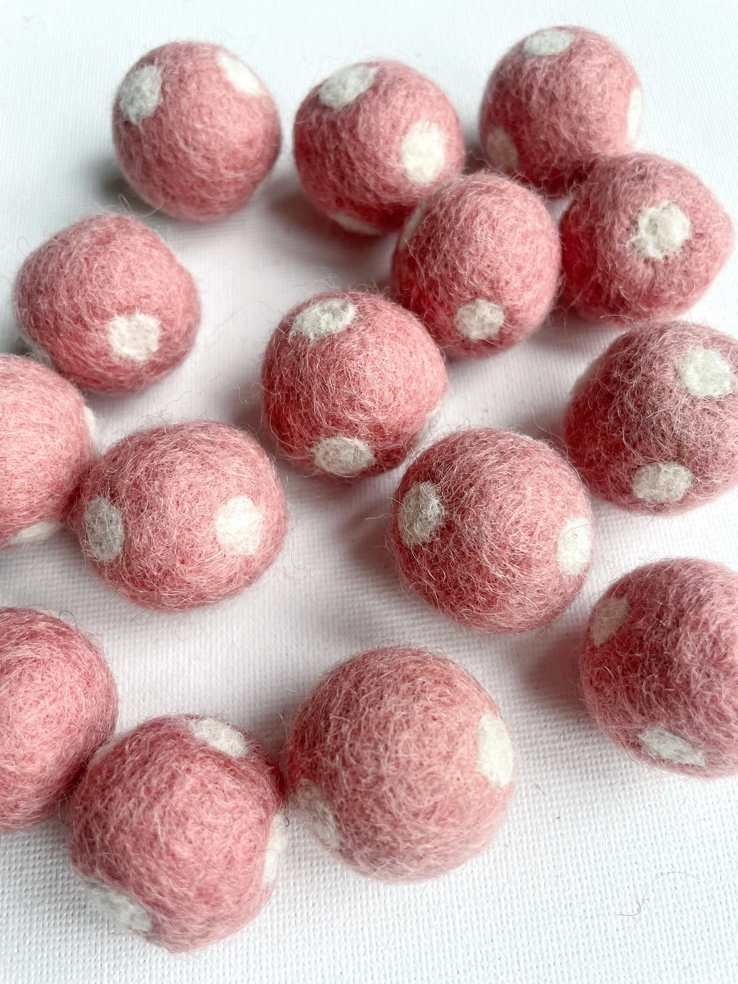 100%  Wool Dusty Rose  Pink Felt Balls with Ivory Polka Dots - approx 2.5cm