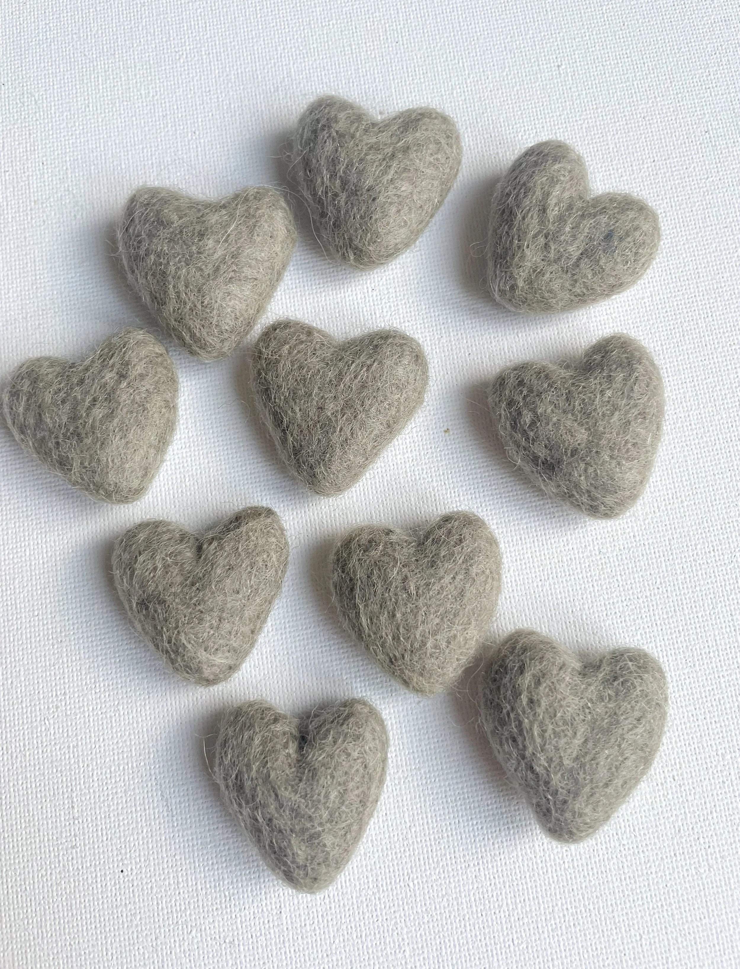 100% Wool Felt hearts- 2cm - Taupe Grey 1 count
