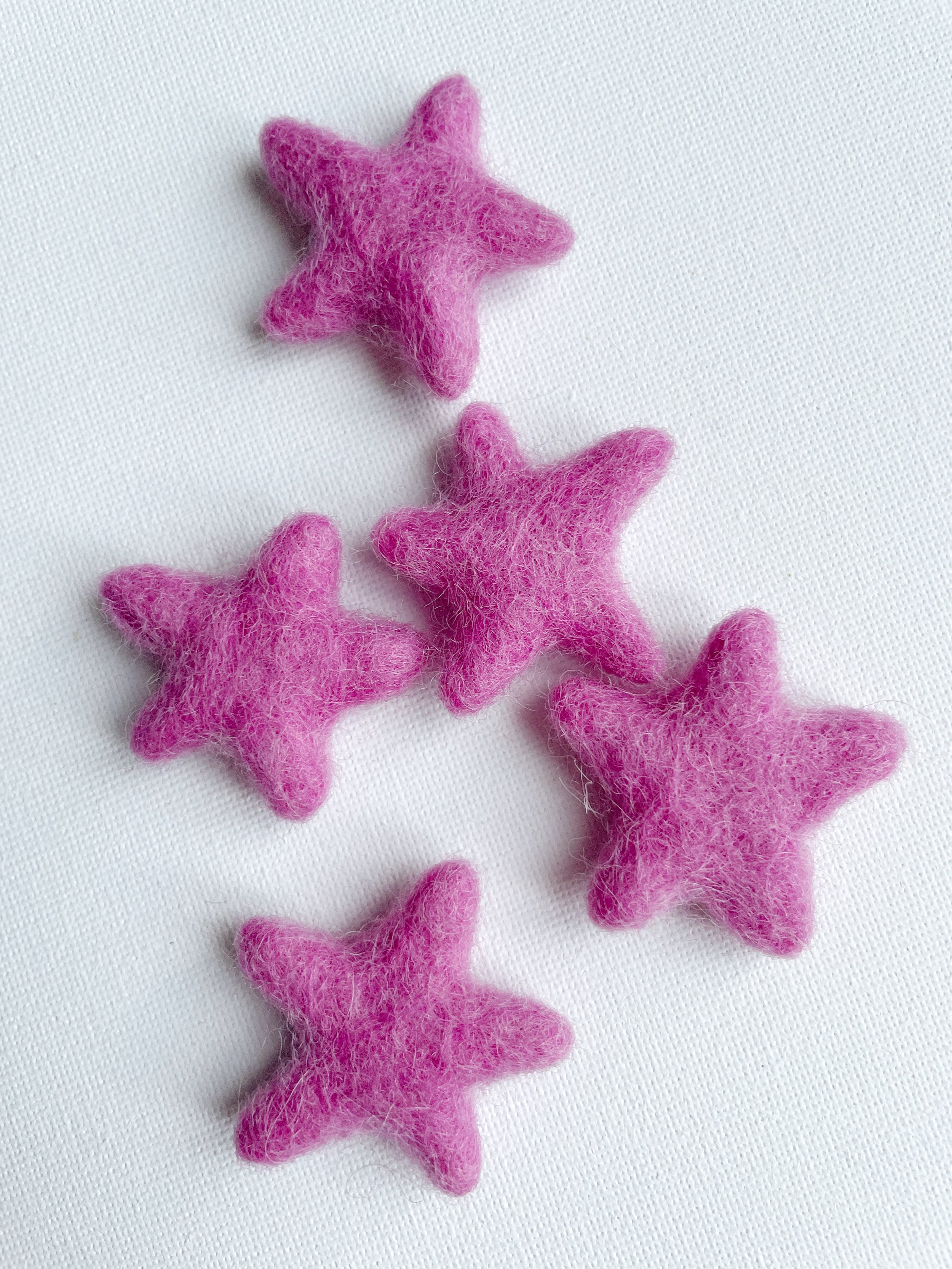 100% Wool Felt stars- approx 3.5cm - Coral Pink,  1 count