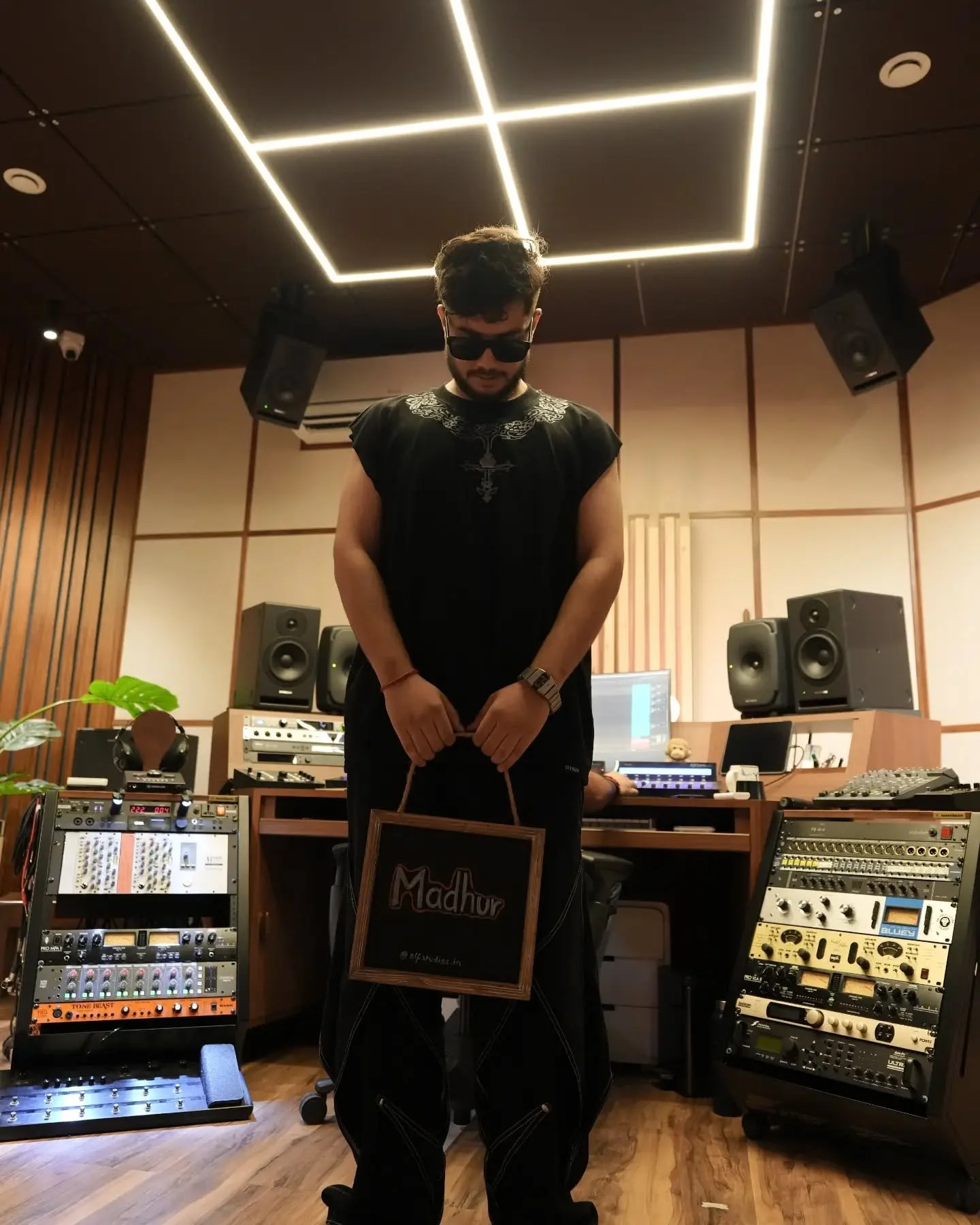 Madhur gaur @elfstudios.in 
.
.
.
#recordingstudio #dolbyatmos #mixing #elfstudios