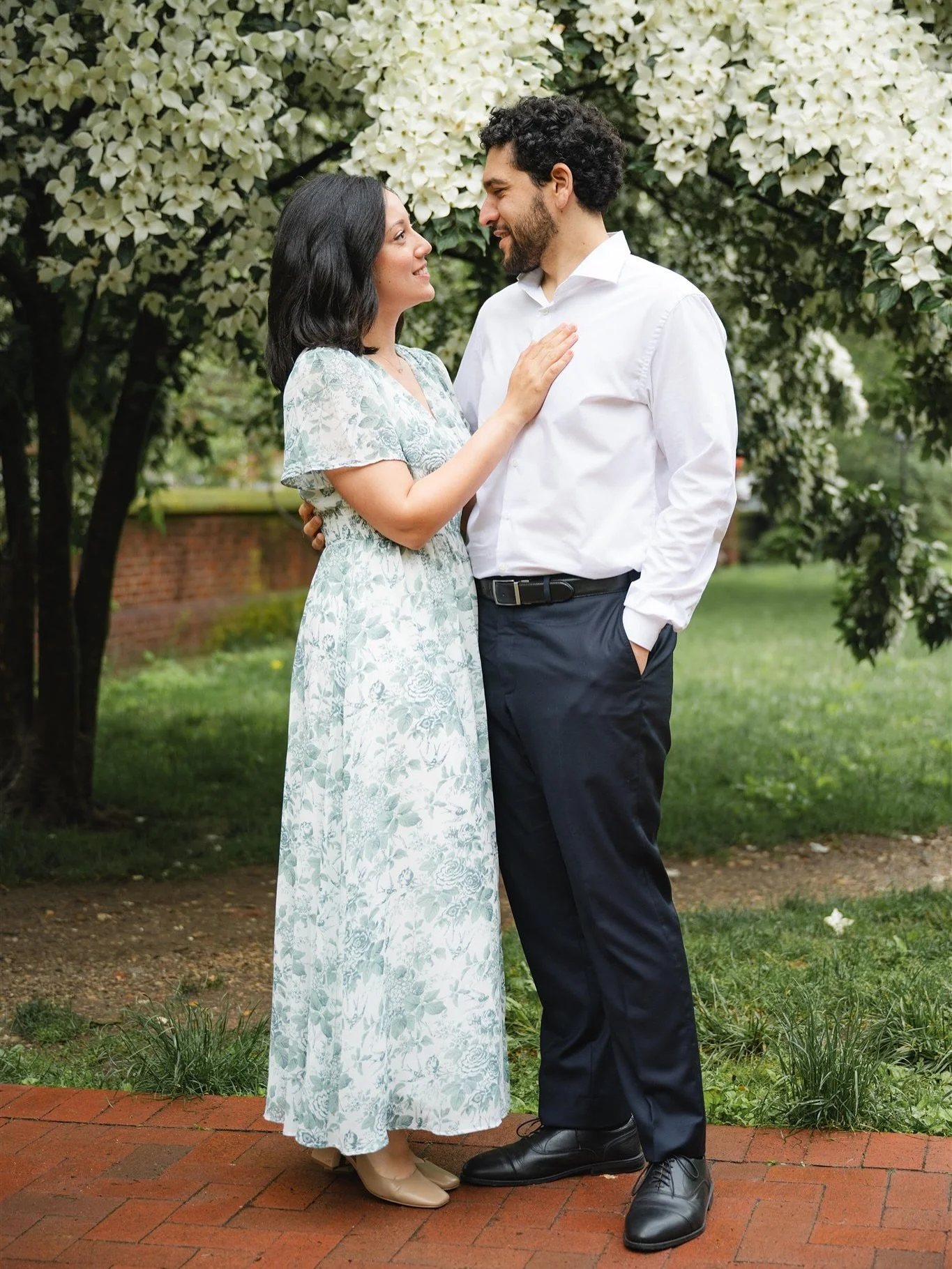 For the couples who want their love captured just as it is &mdash; effortless, elegant, and real. This engagement session was all about genuine moments, soft light, and a timeless touch.

If you&rsquo;re recently engaged and dreaming of a session tha