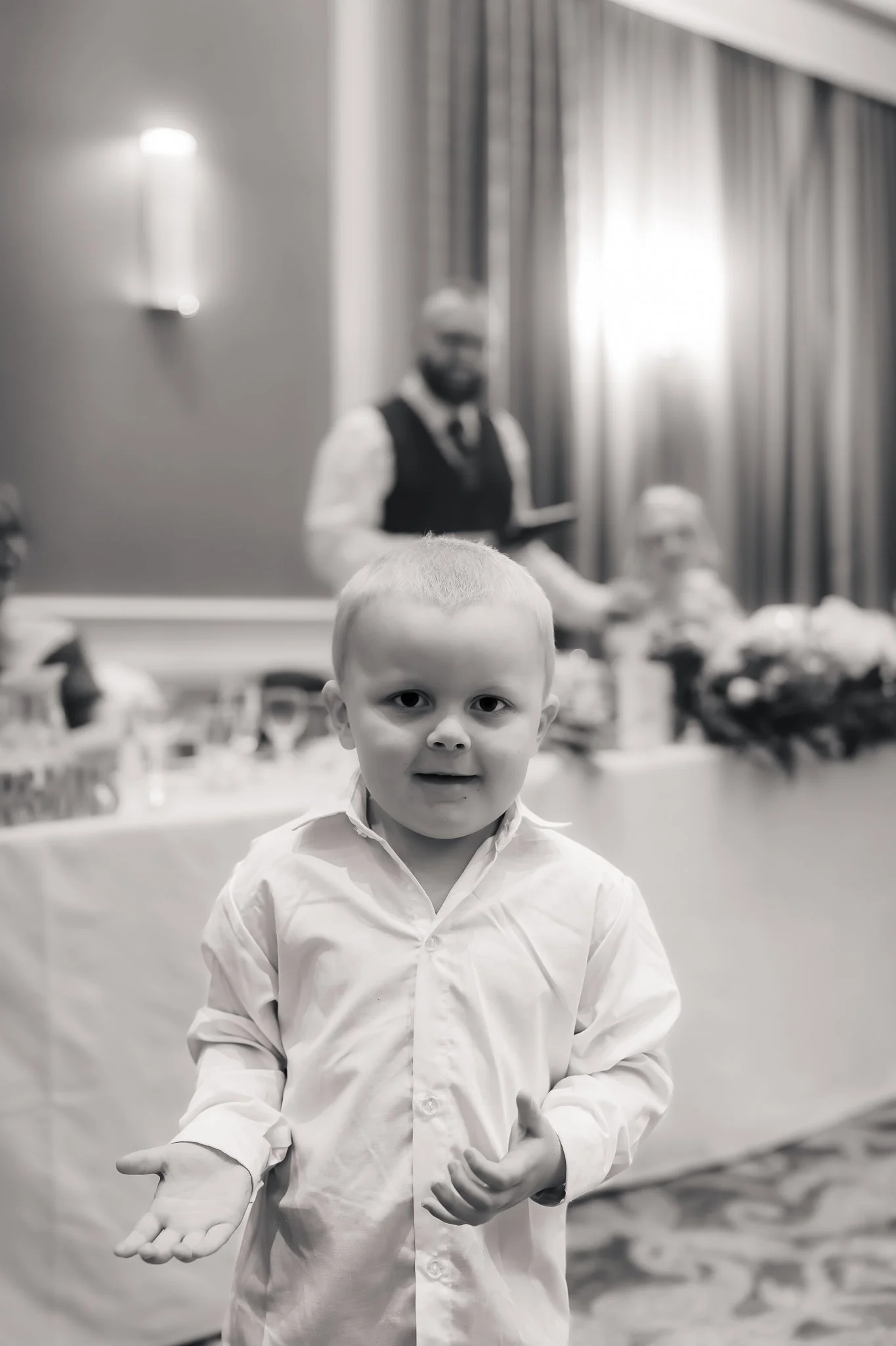 Kyle and Kathleen wedding-Double tree by hilton-Stoke-on-trent-Kelvin Tung Photography