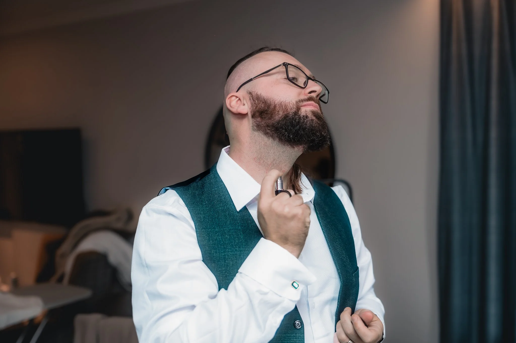 Kyle and Kathleen wedding-Double tree by hilton-Stoke-on-trent-Kelvin Tung Photography