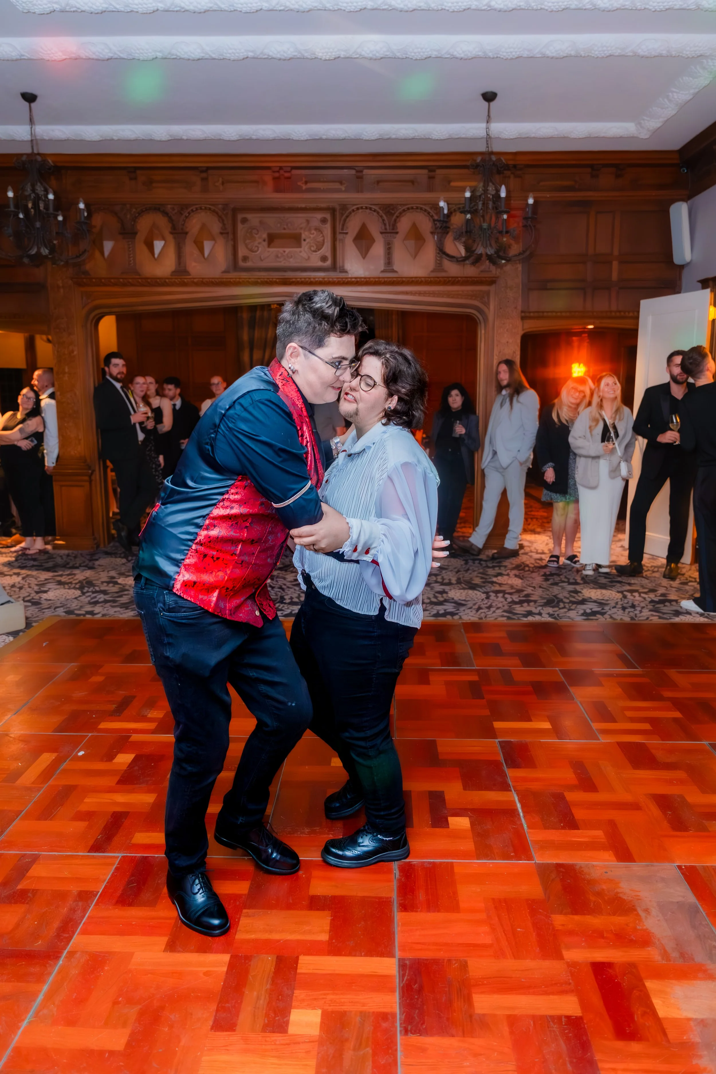 Inglewood Manor-Jamie and Oliver