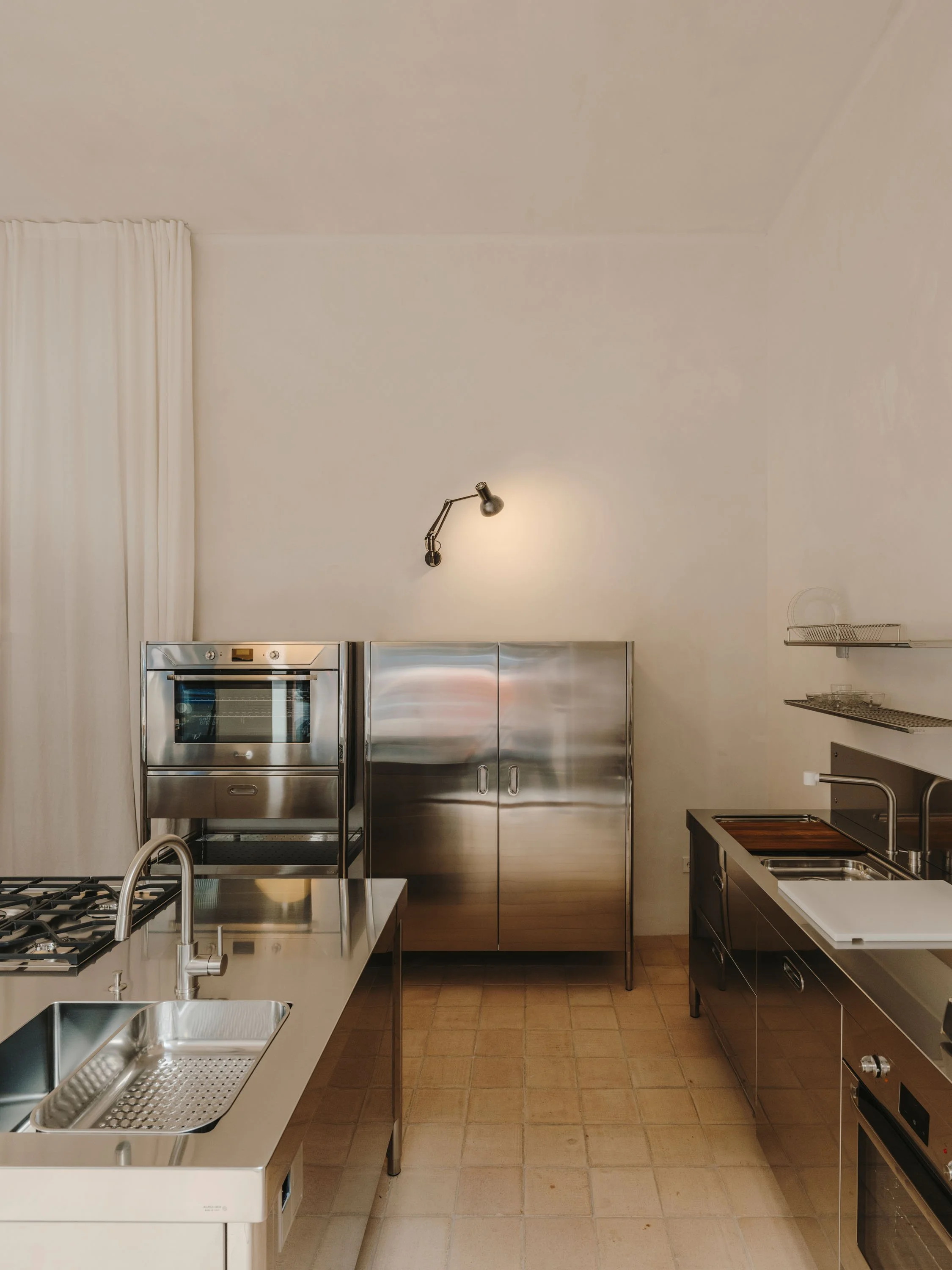 salvalopez_skyeveciana_alpes_showroom_012.jpg