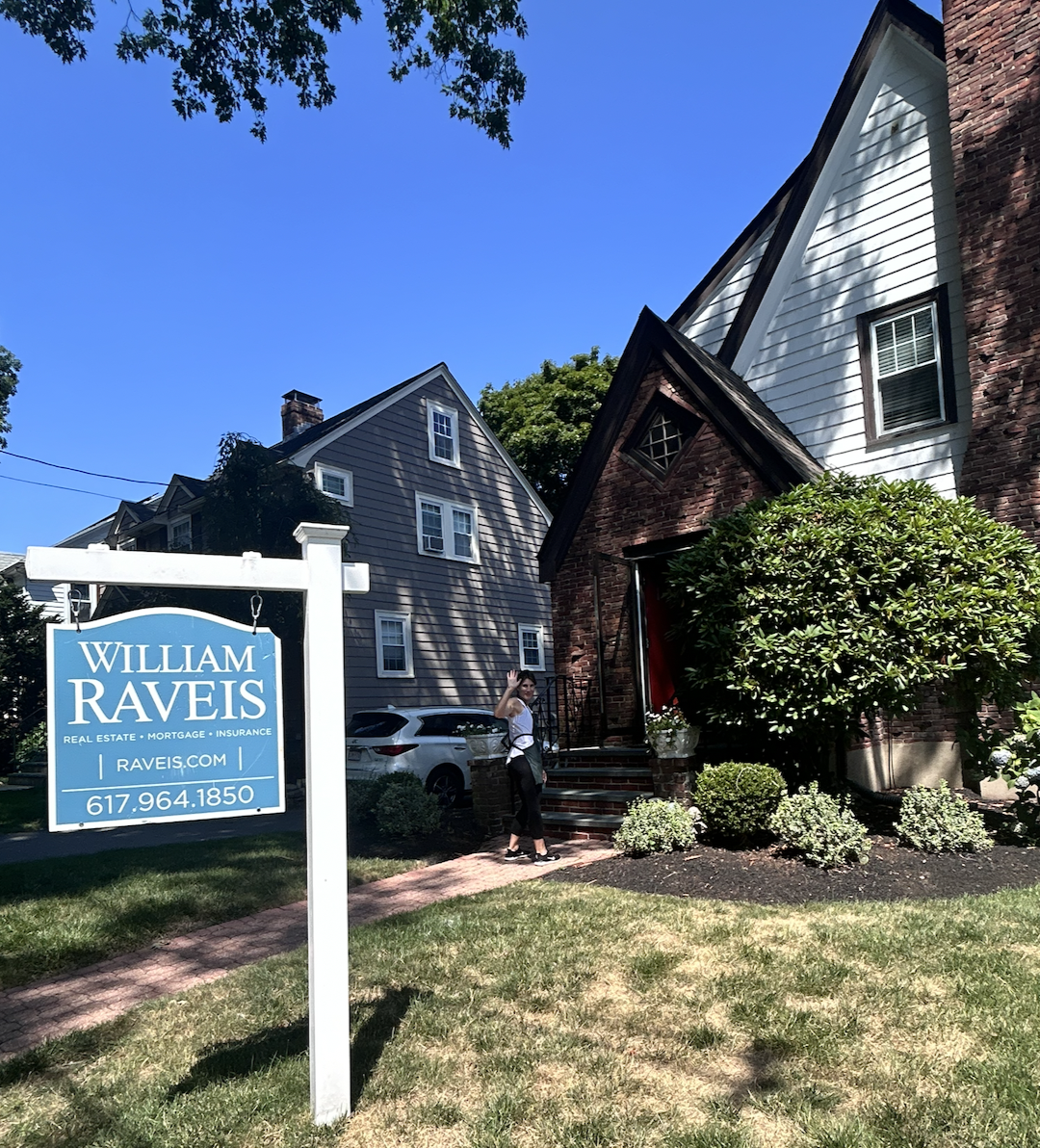 Downsizers put their house on the market after 50 years in Chestnut Hill, MA