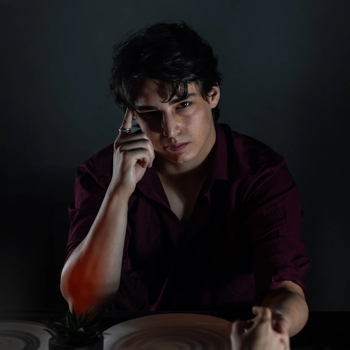 Just you and me on a quiet dinner night

#photography #model