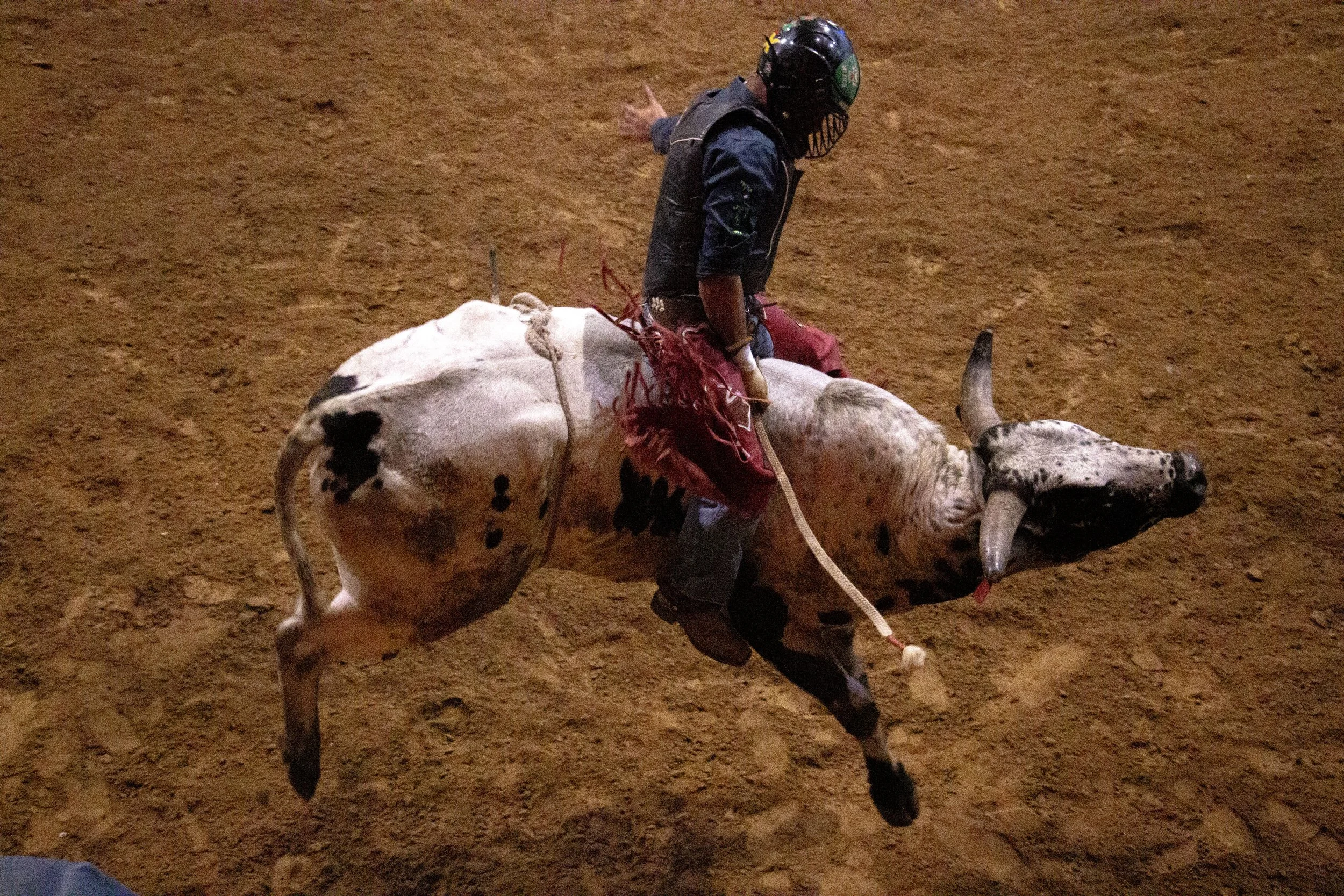 032925_BullRiding__MR_0205 copy.JPG