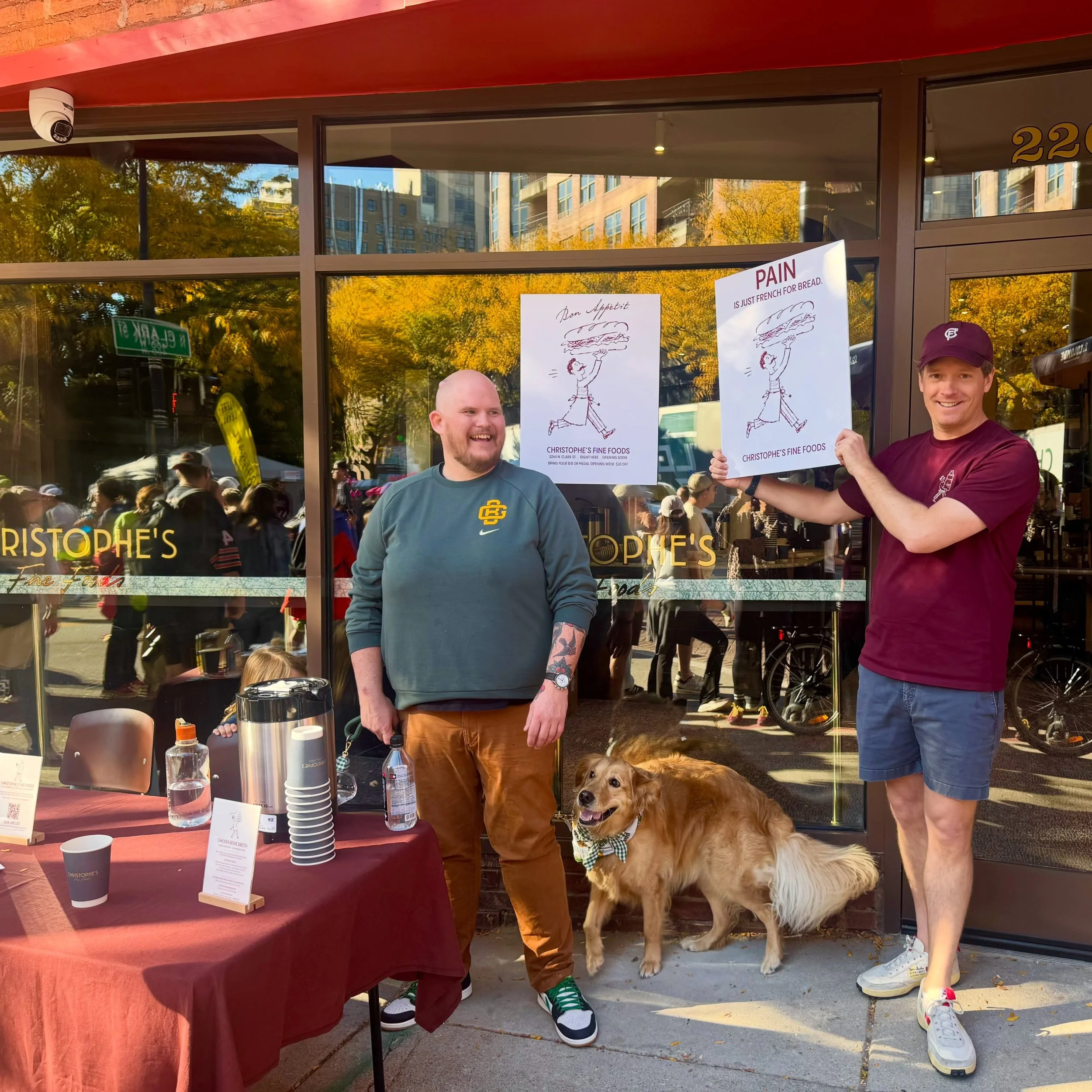 Bon app&eacute;tit @chimarathon runners!

#chicagomarathon #chimarathon #runchicago #lincolnparkchicago #chicagosmallbusiness