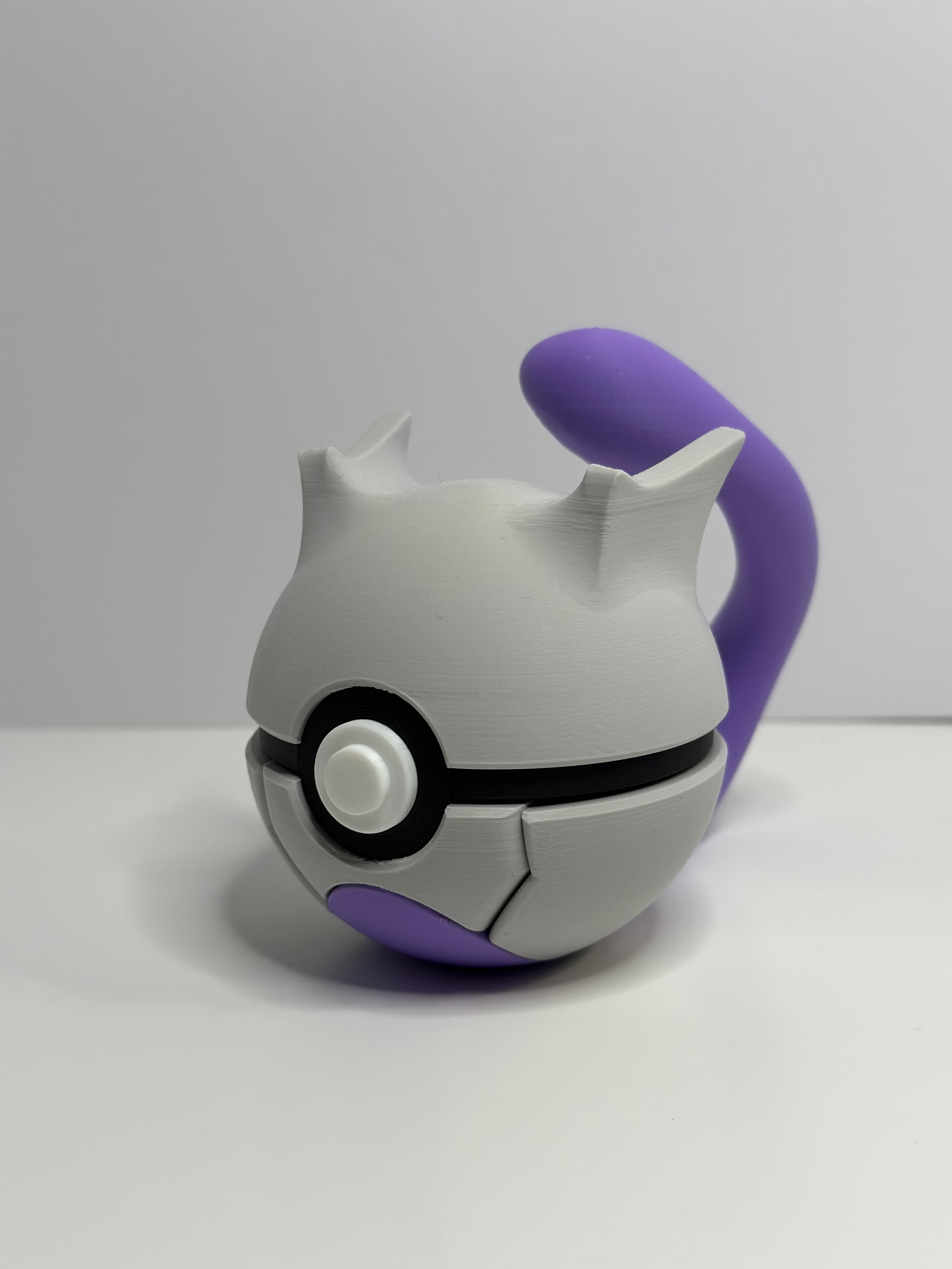 Mewtwo Pokeball