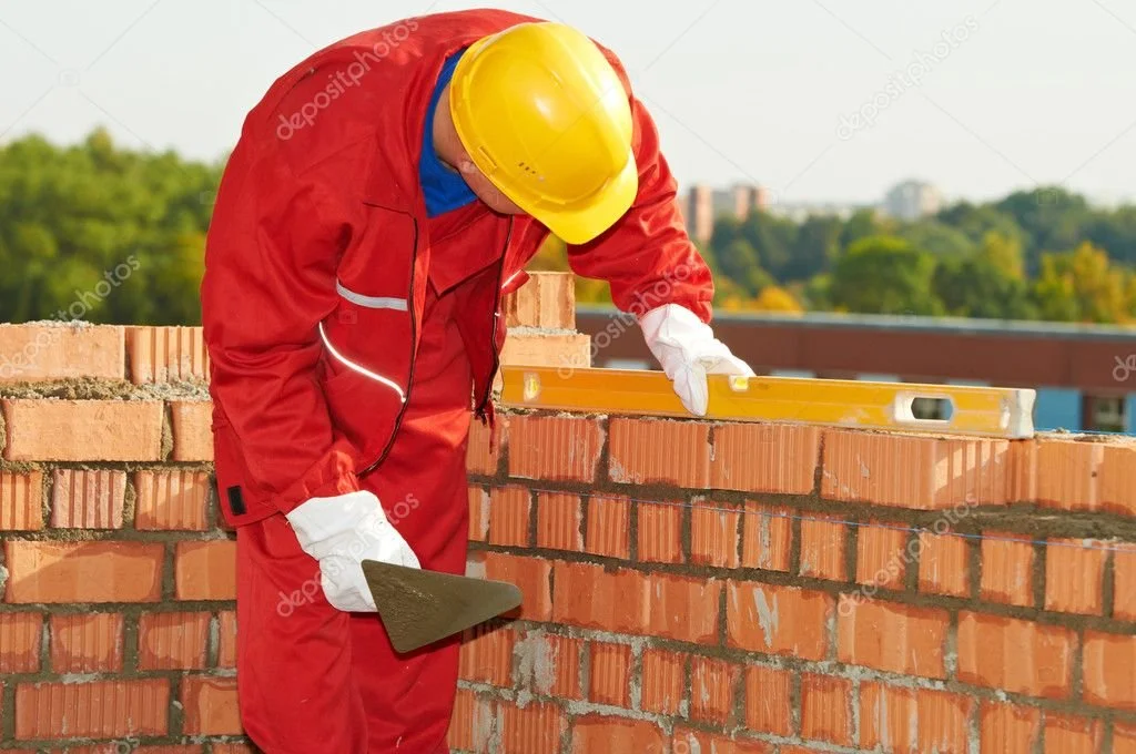 depositphotos_7468593-stock-photo-construction-mason-worker-bricklayer.jpg