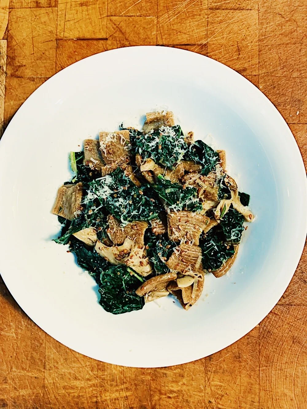 Pasta with Lacinato Kale, Maitake Mushrooms &amp; Flax Seed