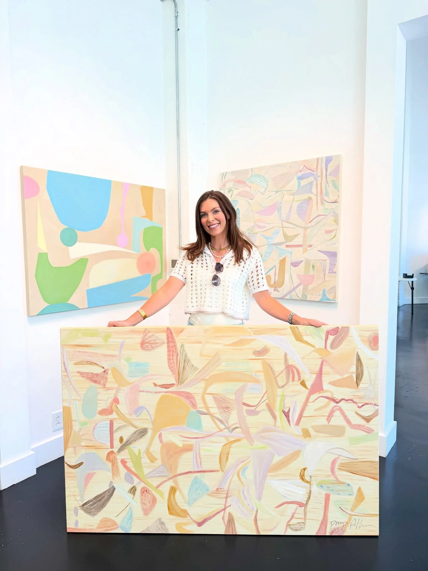 I had the pleasure of dropping off NEW works in person yesterday at @anneneilsonfineart in Charlotte! For inquiries, contact the gallery and they can send a catalog of my work. Happy Friday, friends! ✨✨

#paigefollmann #contemporyart #southernartists