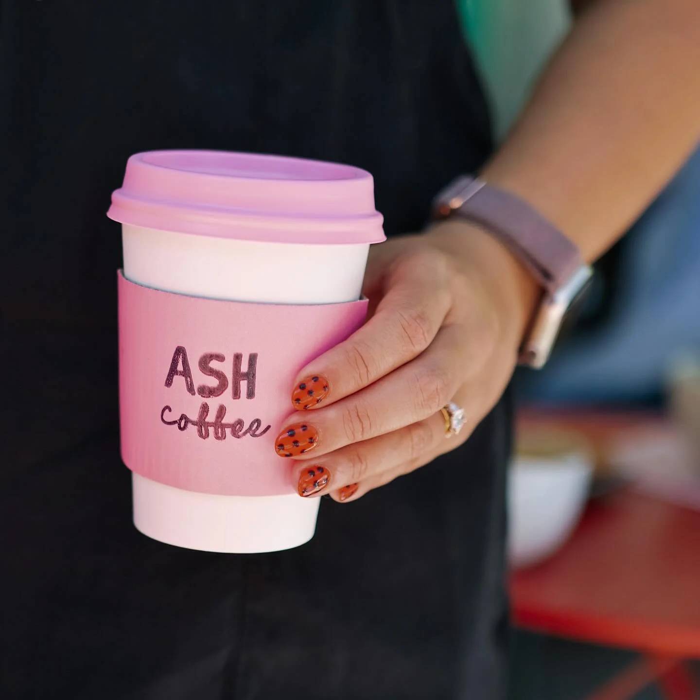 Running extra errands this week?
We&rsquo;ll make your favorites to go!