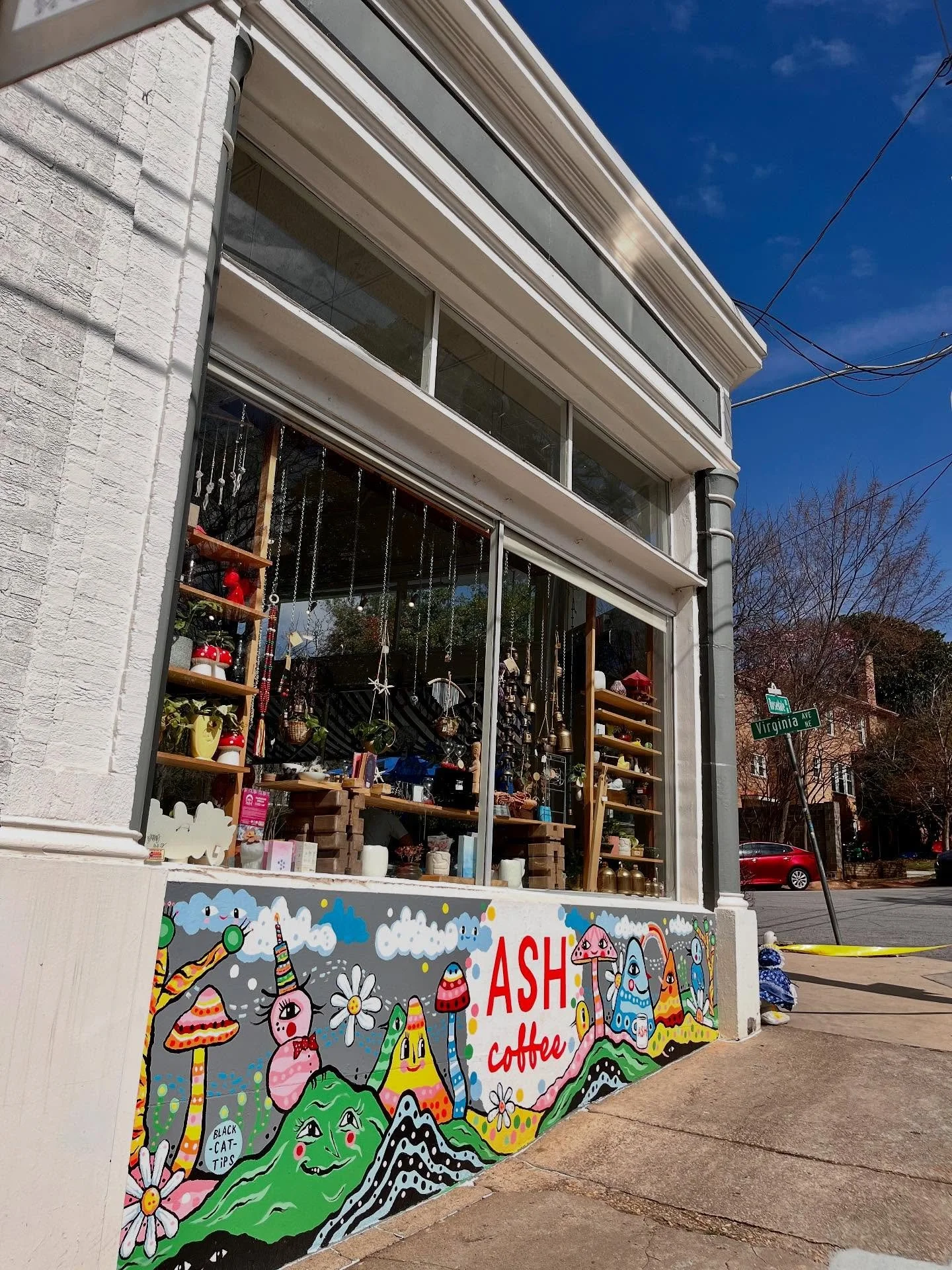 Forecast 
Sunny, high winds, with local coffee &amp; fresh pastries throughout the day
☀️💨☕️🥐