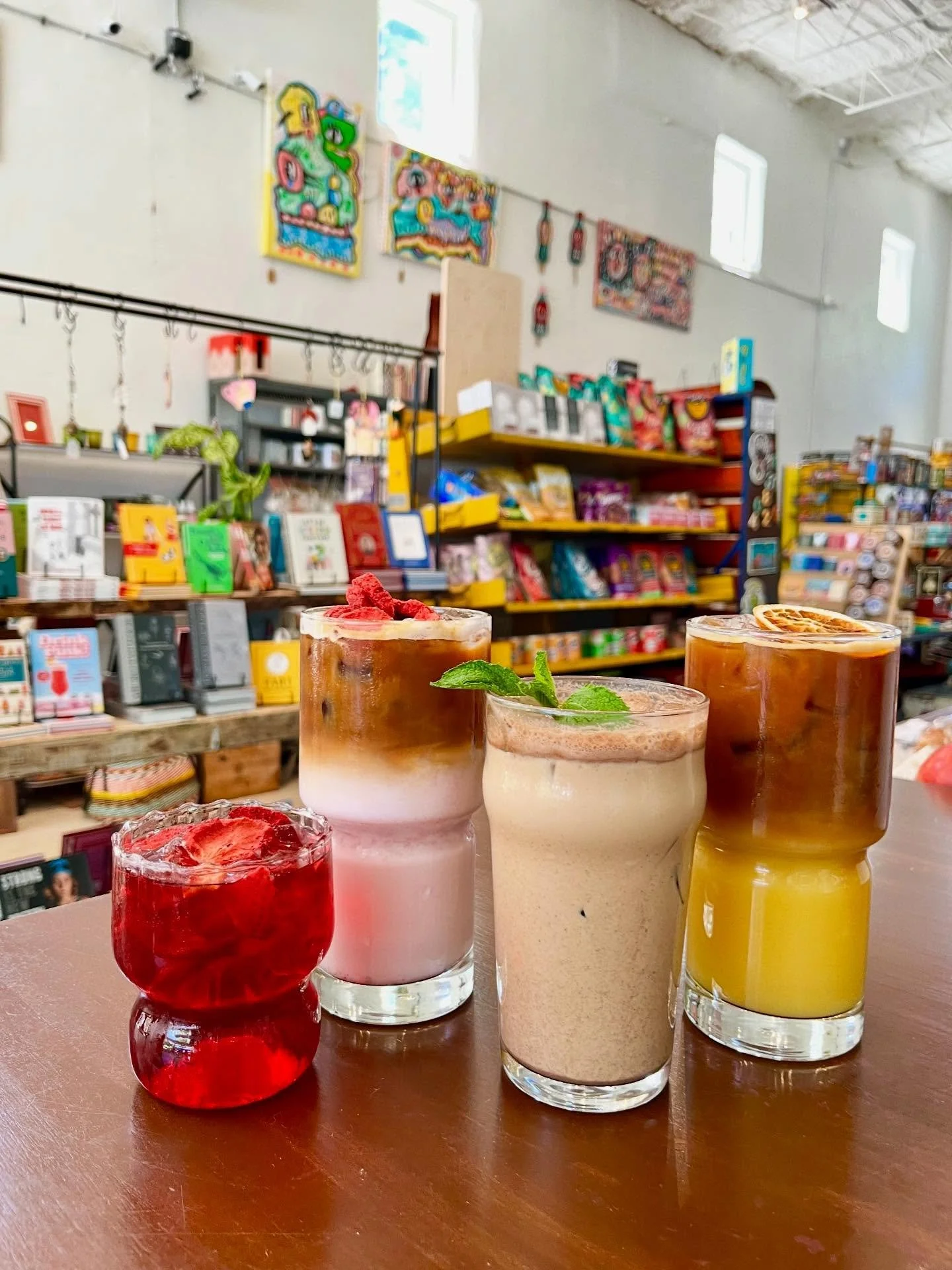 Spring Specials 🌿

Strawberry Hibiscus Aqua Fresca
 🍓fresh strawberries blended w/ cinnamon, lemon &amp; mint 

Strawberry Cardamom Latte
house made strawberry-cardamom pur&eacute;e

Honey Lavender Joey
organic honey, Torani lavender syrup &amp; mu