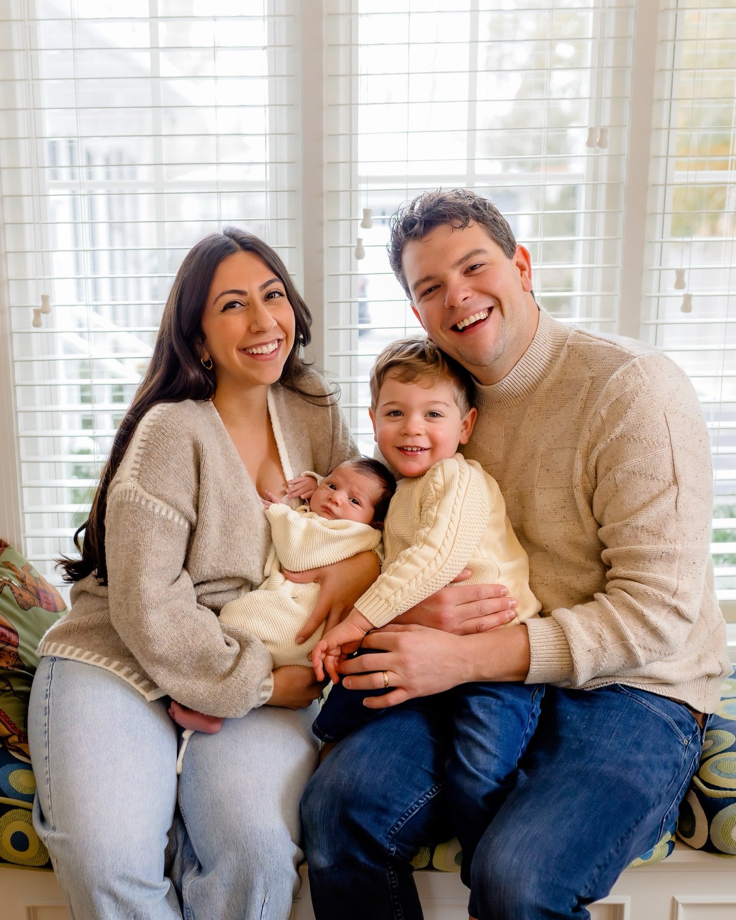 💛 April is #NationalFamilyMonth 💛

It is a time to celebrate the people who make life meaningful including parents, siblings, grandparents, and everyone who makes your house a home

Family photos are not just pictures they are memories, stories, an