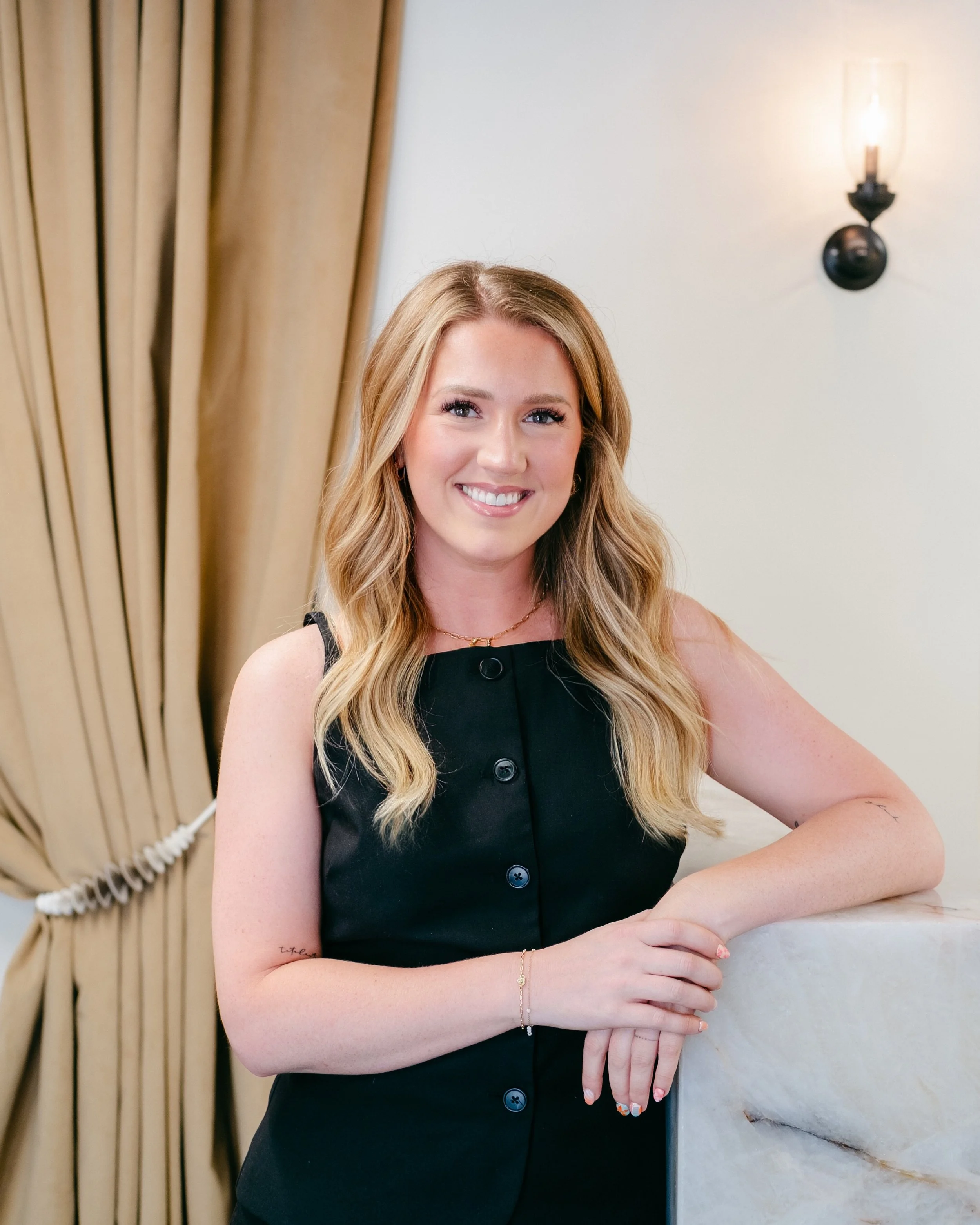 Peyton Lowery, lived in color, blowout, precicison cuts and blonding specialist at Opal Salon in Tuscaloosa, AL