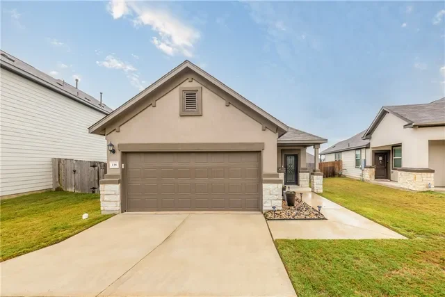 SOLD: 138 Silktassel Way, 78610