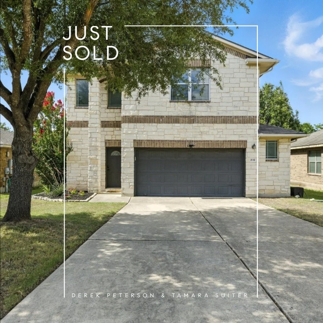 SOLD & CLOSED! 🏡❤️ Big congratulations to our sellers! They made the move out of state to be closer to family, and now with the sale of their Austin home officially wrapped up, they’re settling into their new chapter.
It was such an honor