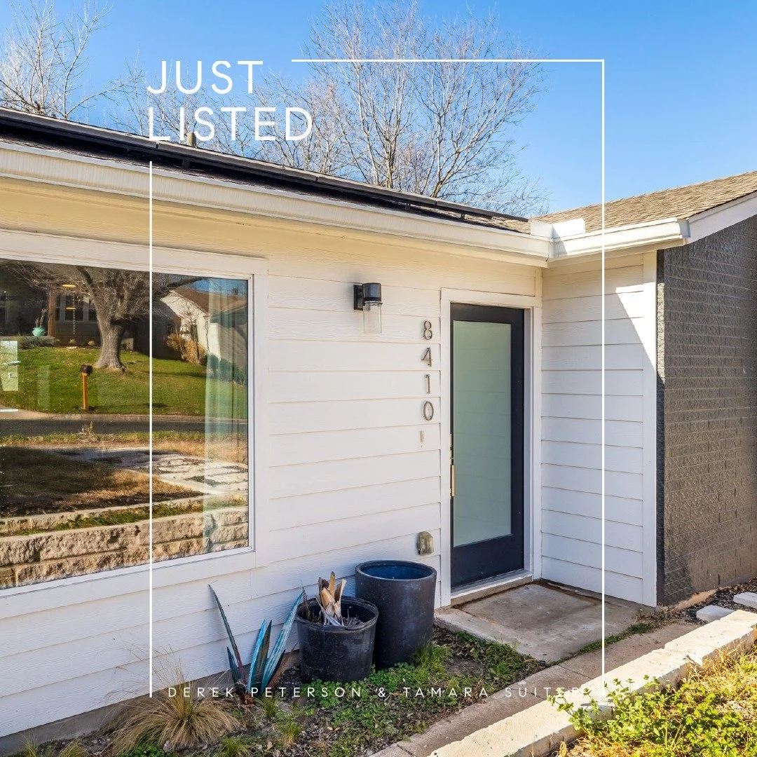 FOR LEASE! 🏡 8410 Romney Dr. 78748 &bull; 3 bed + 2 bath | 1,097 SQFT | $2,500/month 🔗 link in bio 🔗

Open single-story layout, stone countertops, wood-look tile floors, and a private fenced backyard. Comes with a gas range, refrigerator, stacked 