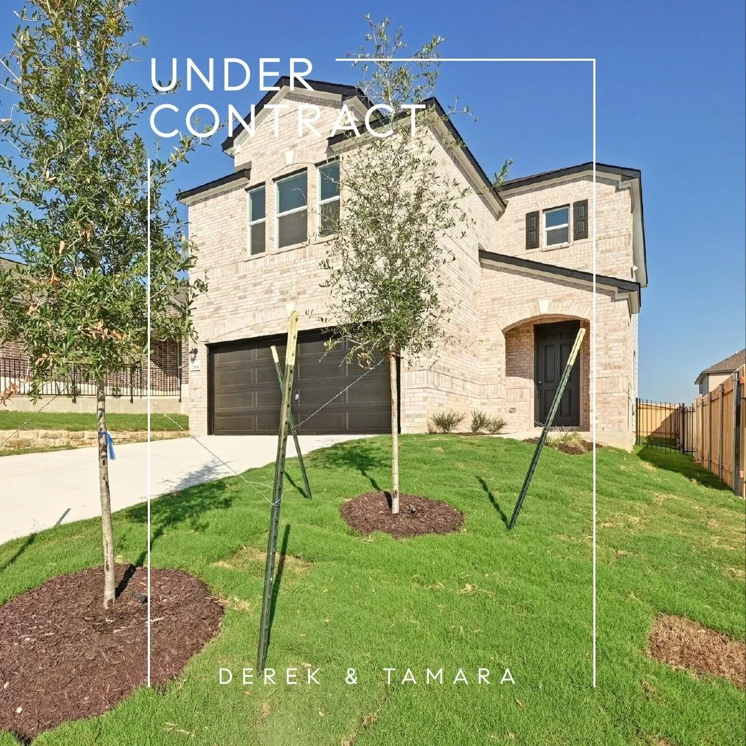 UNDER CONTRACT ✍🏼🏡 Another one locked in and we are not slowing down! This stunning two-story KB Home build in Creekside at Estancia has everything on the list: open floor plan, Silestone countertops, a dreamy walk-in shower, EV pre-wiring, and a c