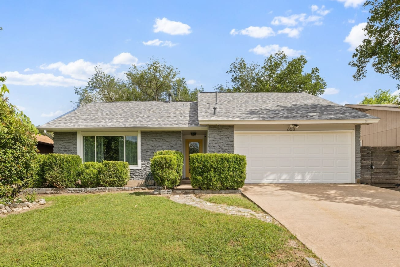 UNDER CONTRACT: 658 Mairo Street, 78748