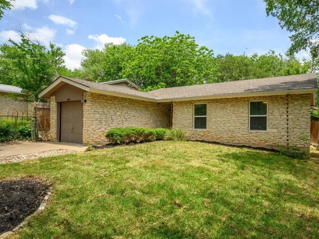 SOLD: 909 Walter St. 78702