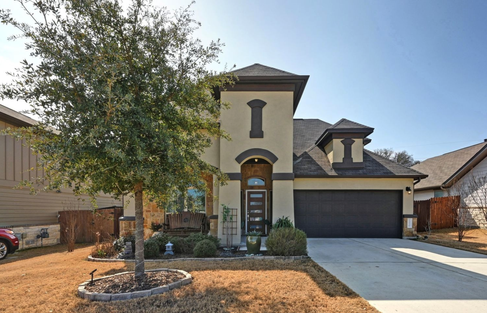 UNDER CONTRACT: 13536 Larrys Lane, 78652
